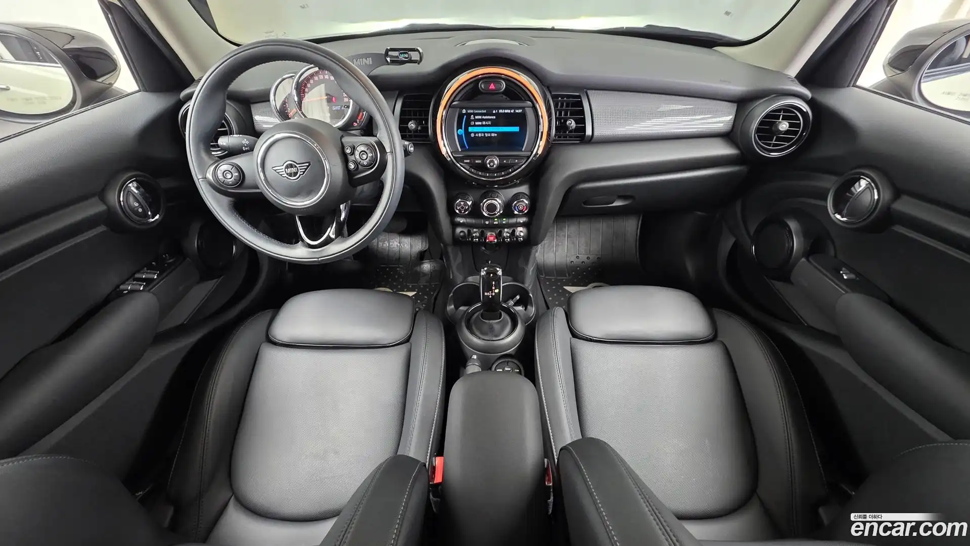 Cooper Mini 2020.4-INNER-007