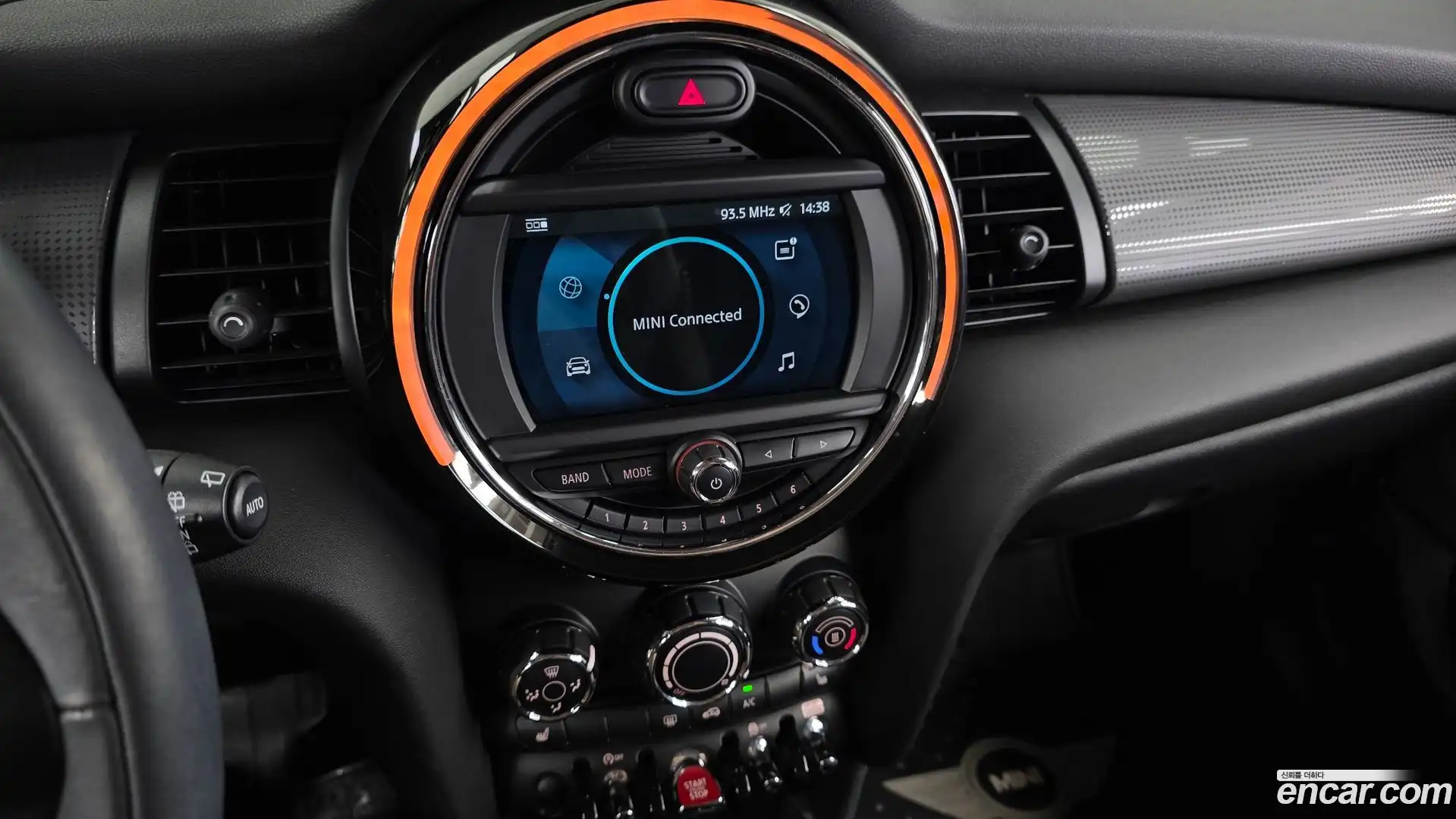 Cooper Mini 2020.4-OPTION-017