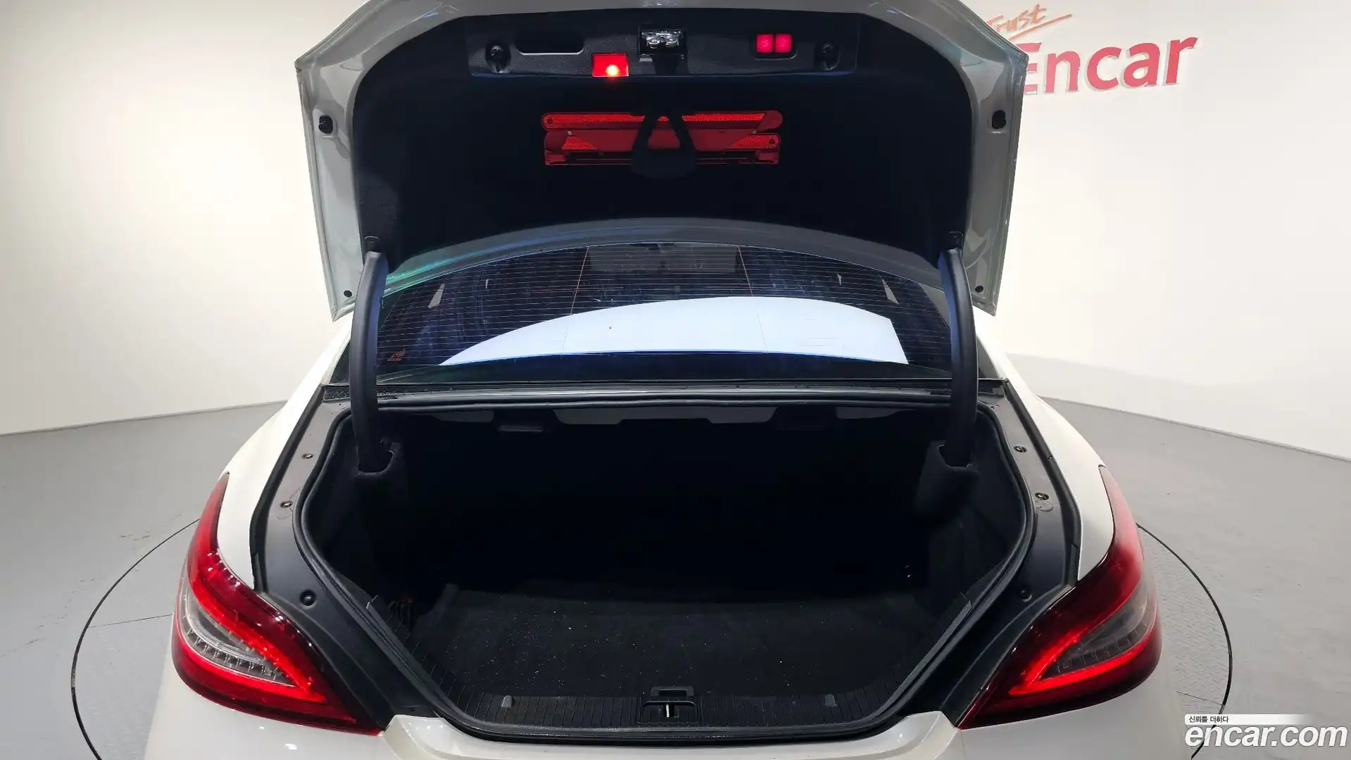 CLS-Class Mercedes-Benz 2016.6-OPTION-021