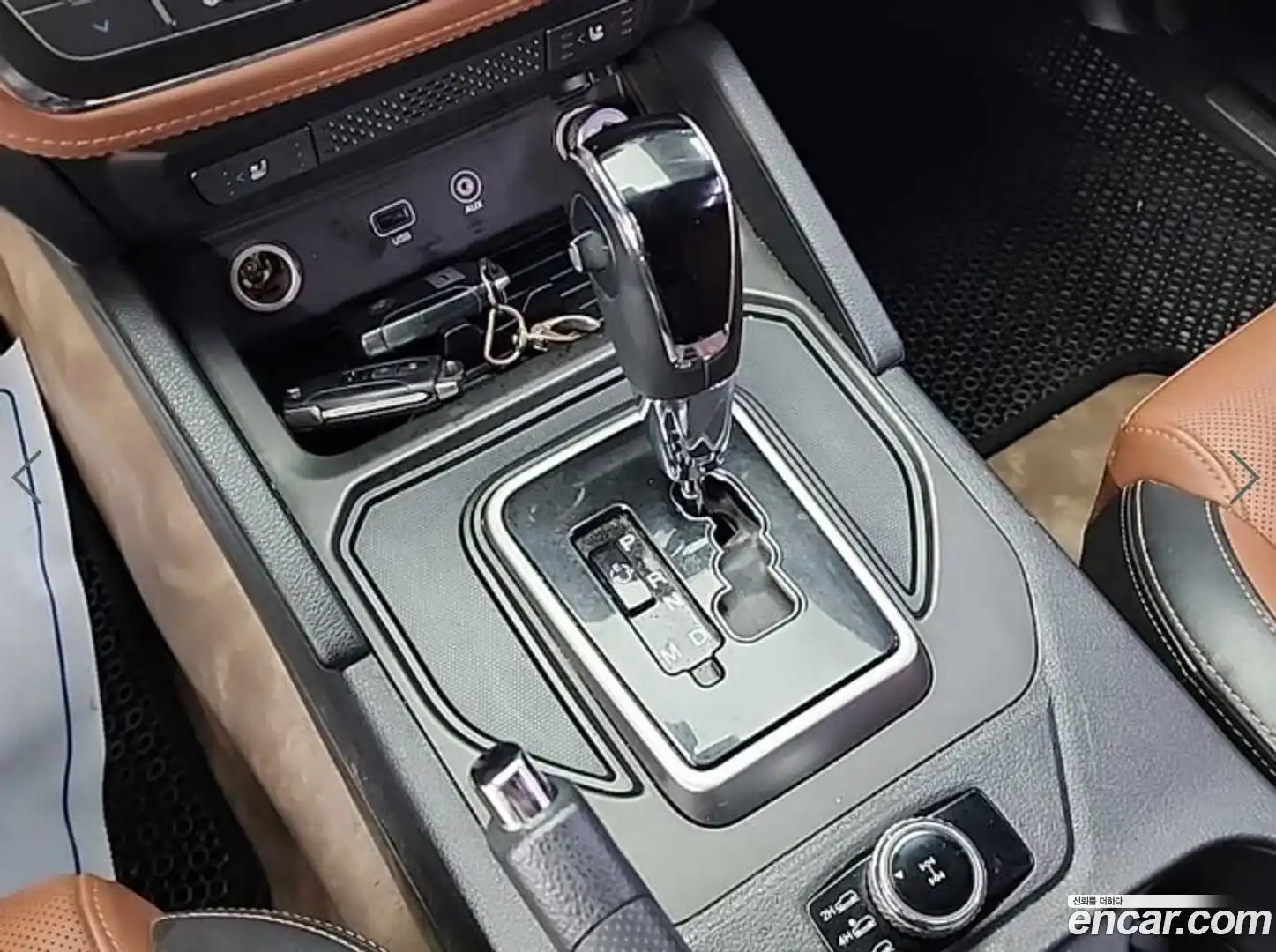 Rexton KG Mobility 2018.2-INNER-008