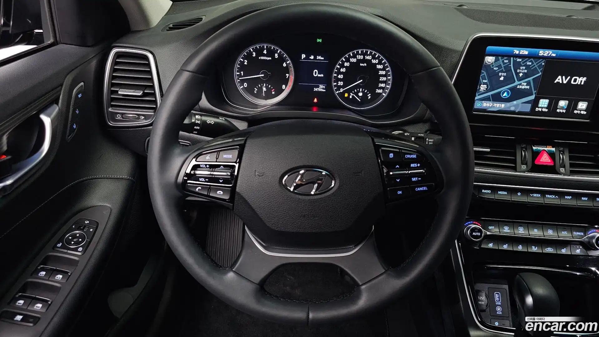 Grandeur Hyundai 2017.9-OPTION-017