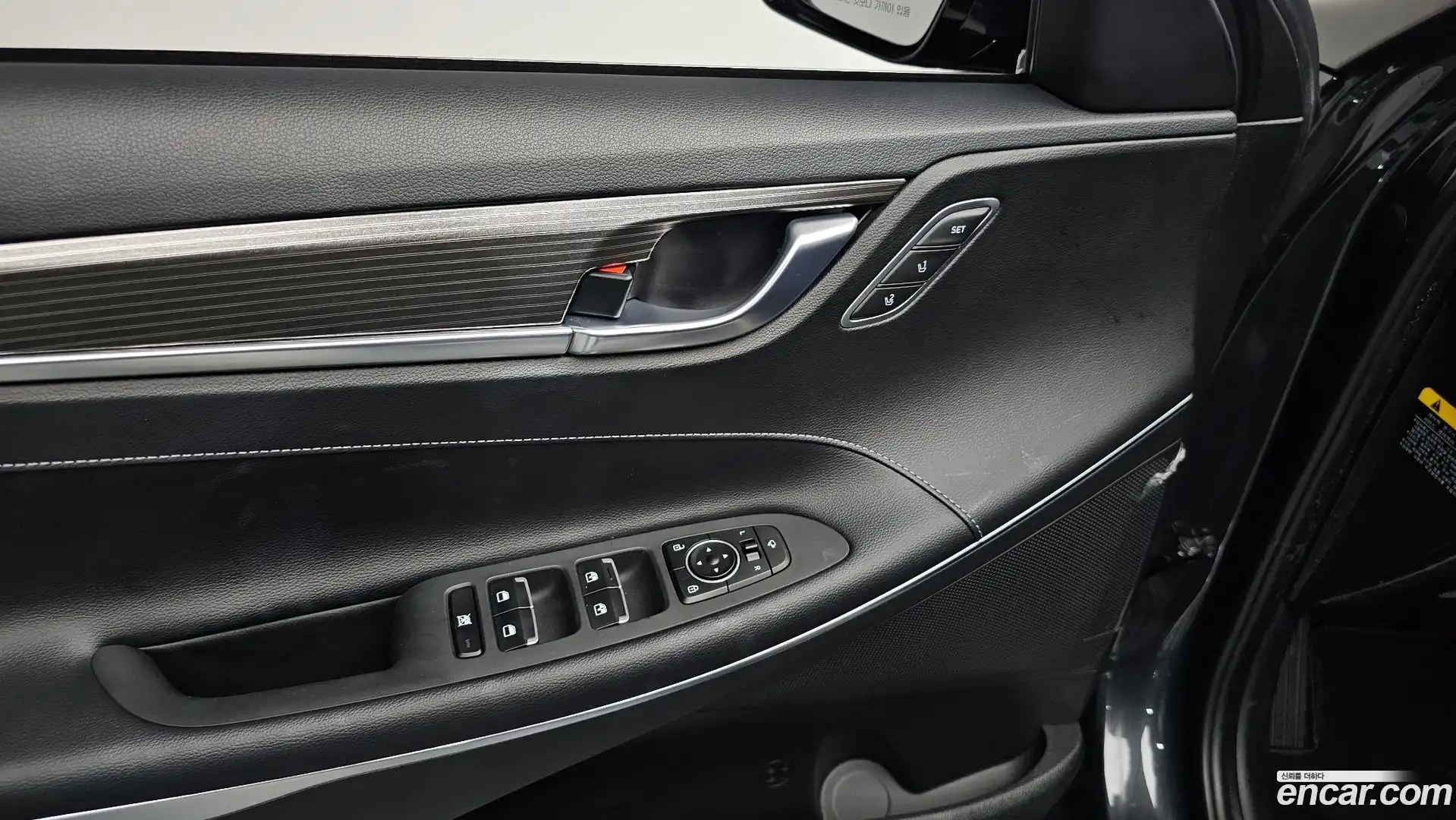 Grandeur Hyundai 2017.9-OPTION-042