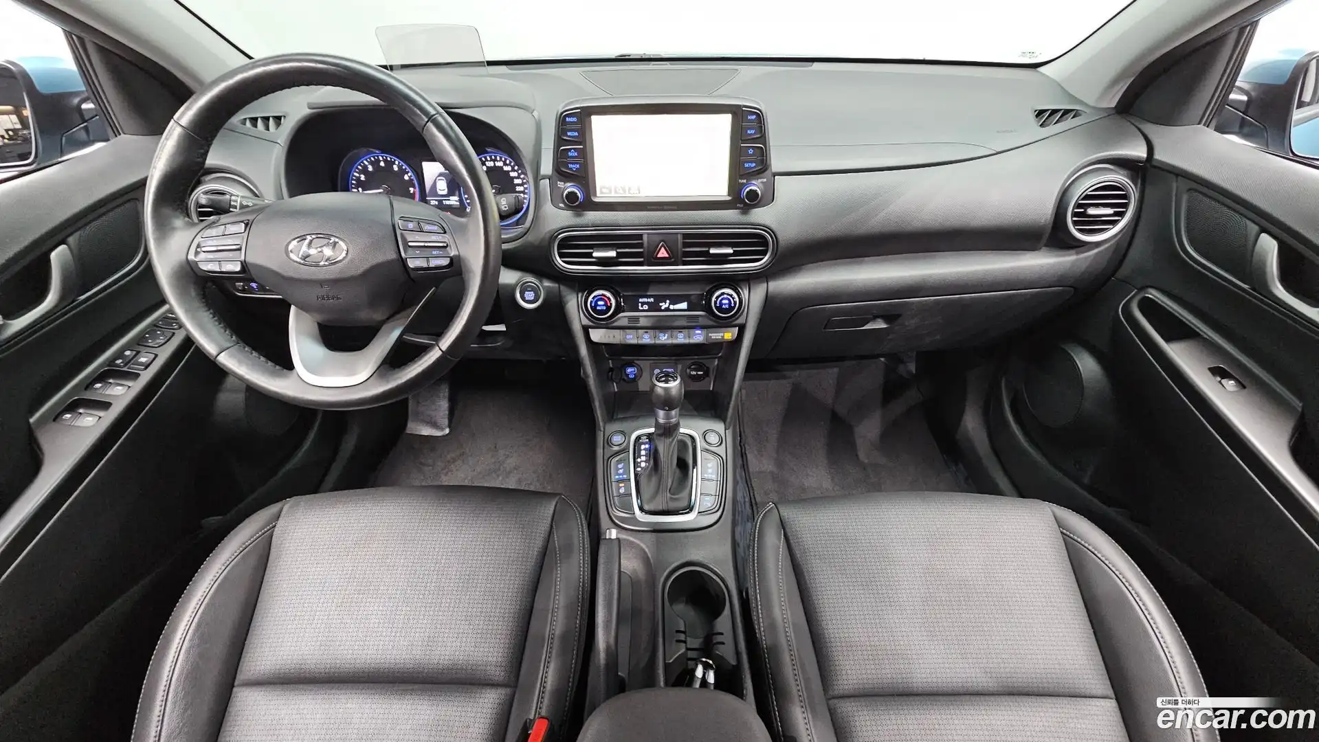 Kona Hyundai 2019.6-INNER-007