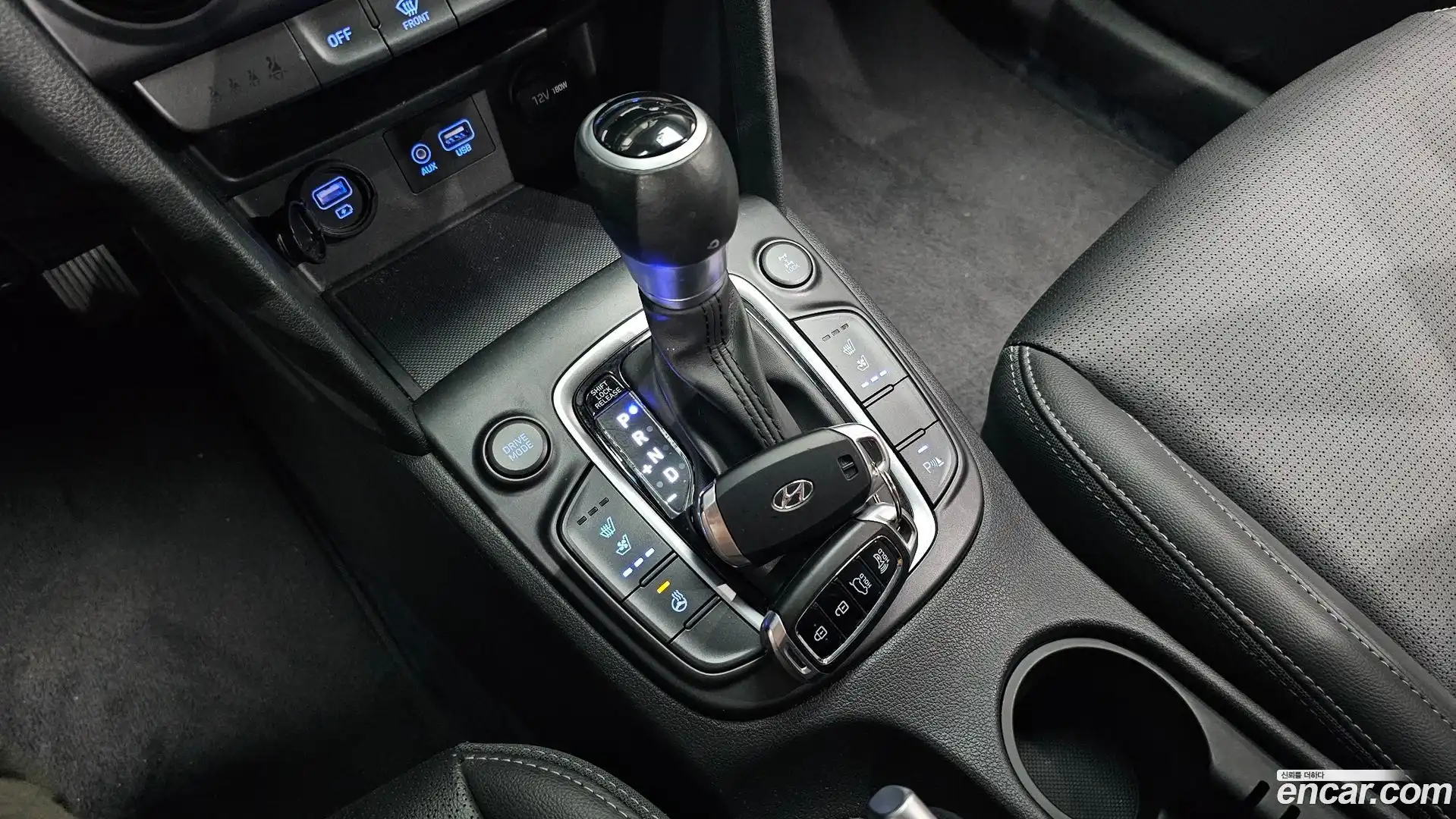 Kona Hyundai 2019.6-INNER-009