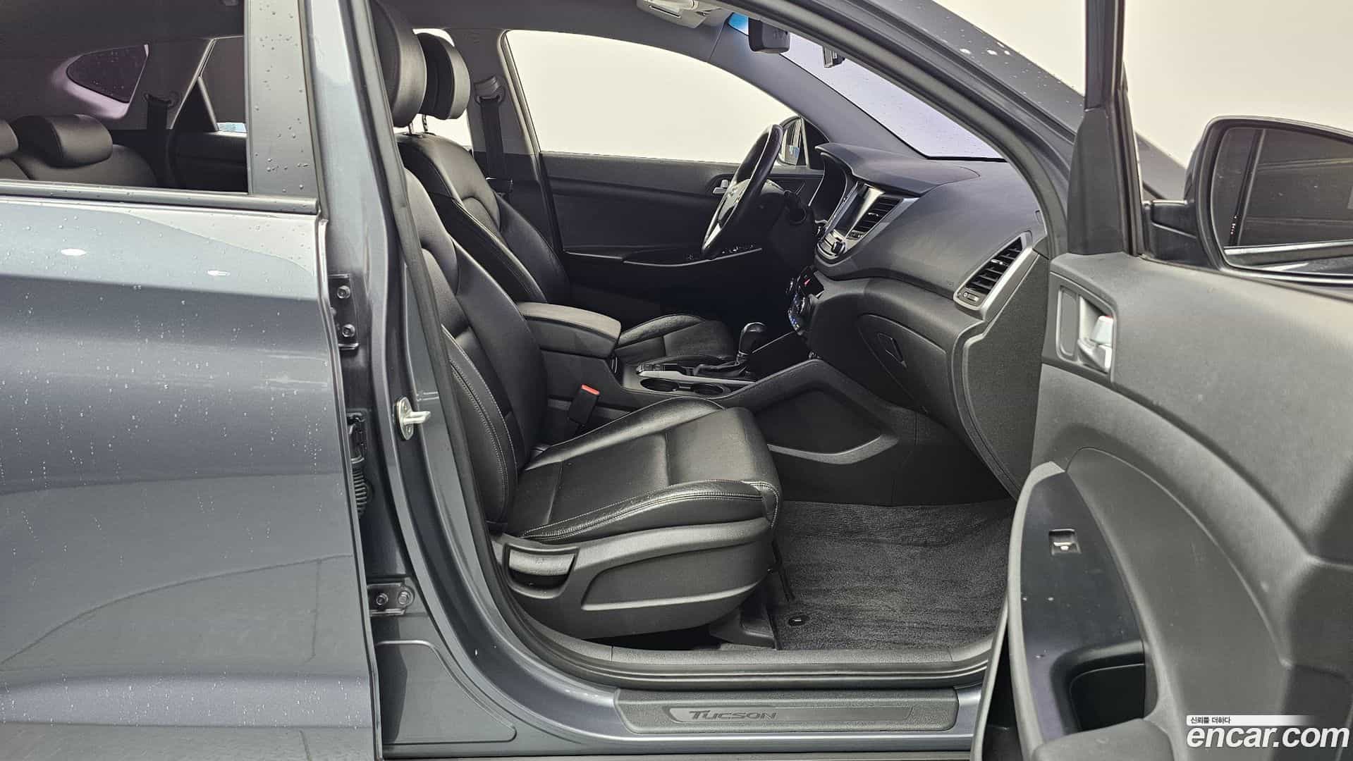Tucson Hyundai 2016.9-OPTION-015