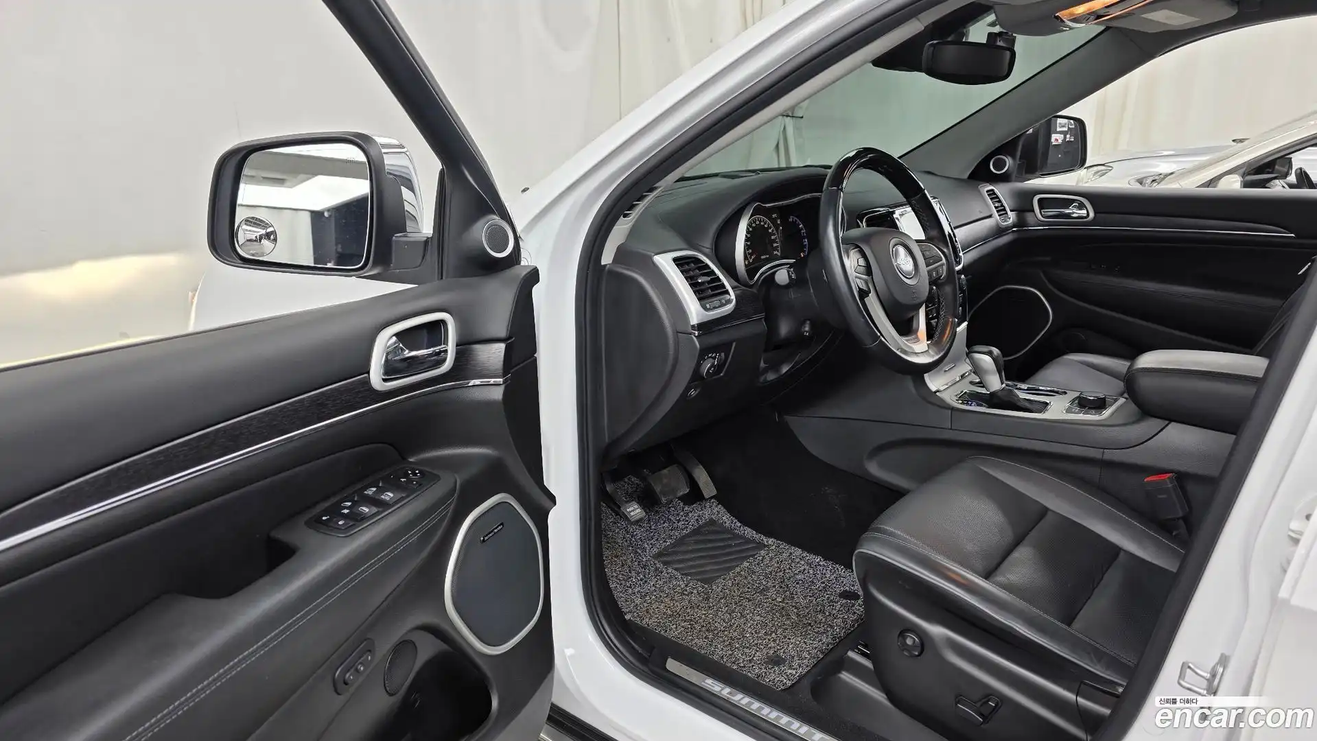 Cherokee Jeep 2020.11-INNER-010