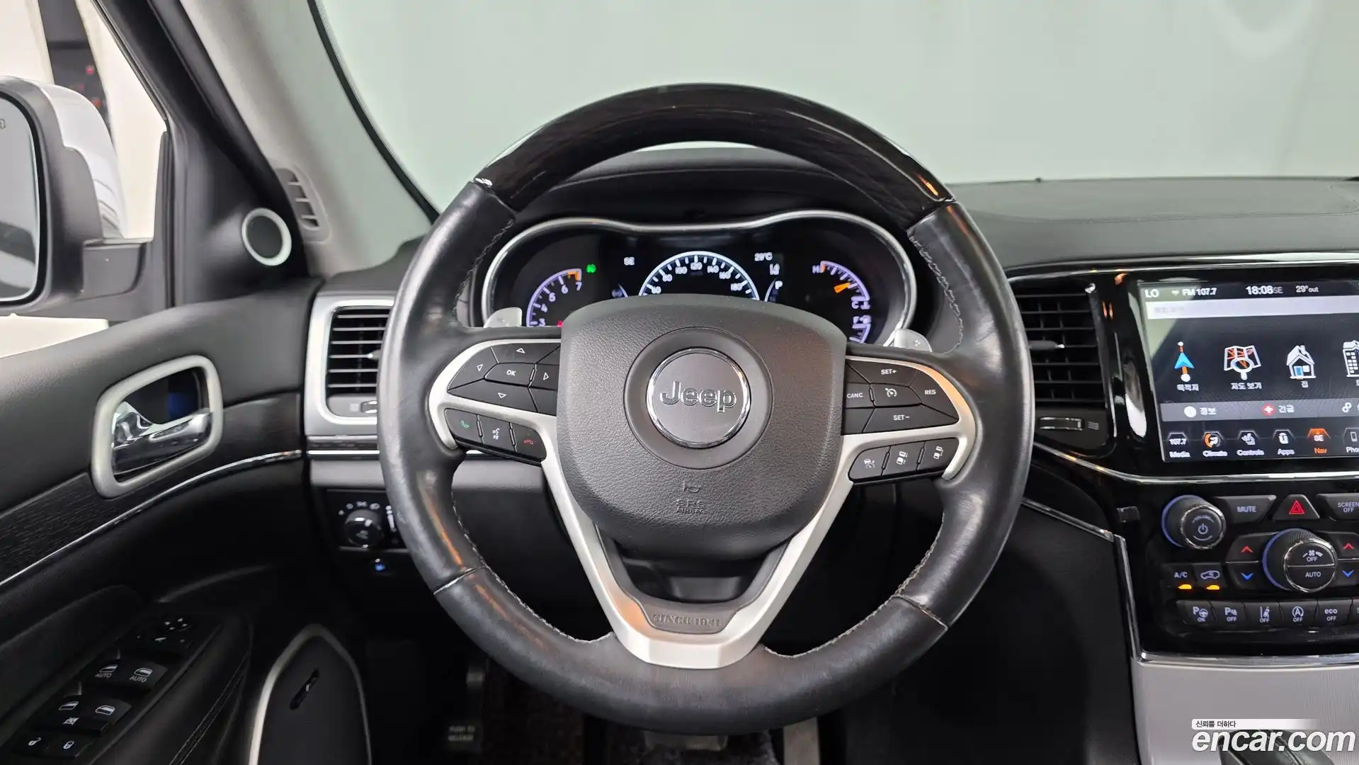 Cherokee Jeep 2020.11-OPTION-016