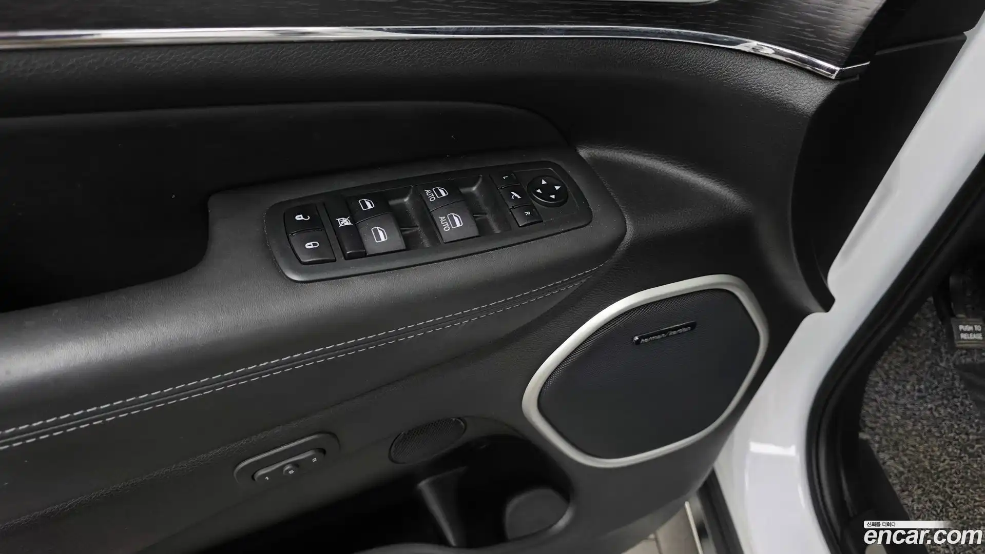 Cherokee Jeep 2020.11-OPTION-040