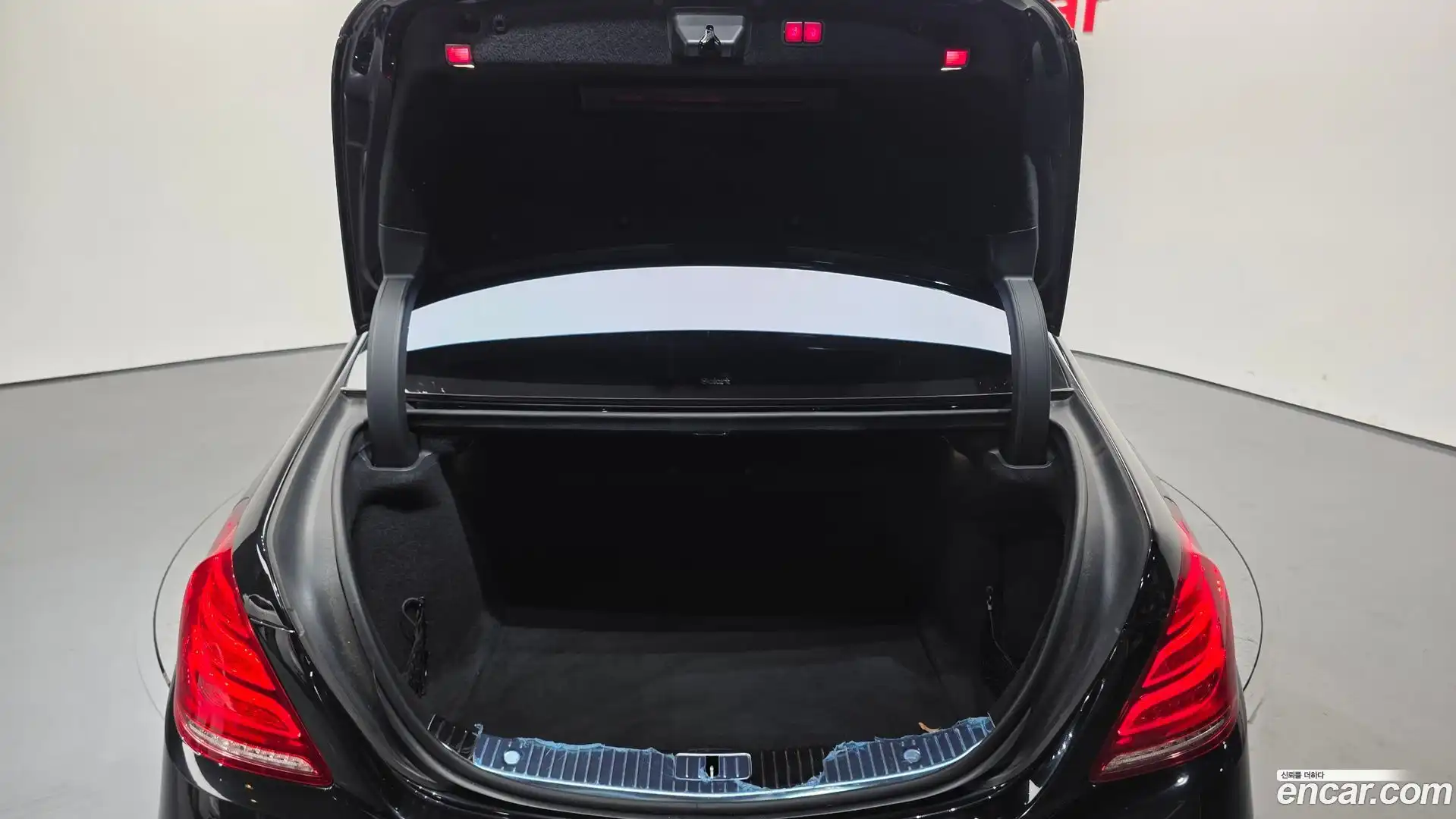 S-Class Mercedes-Benz 2017.2-OPTION-024