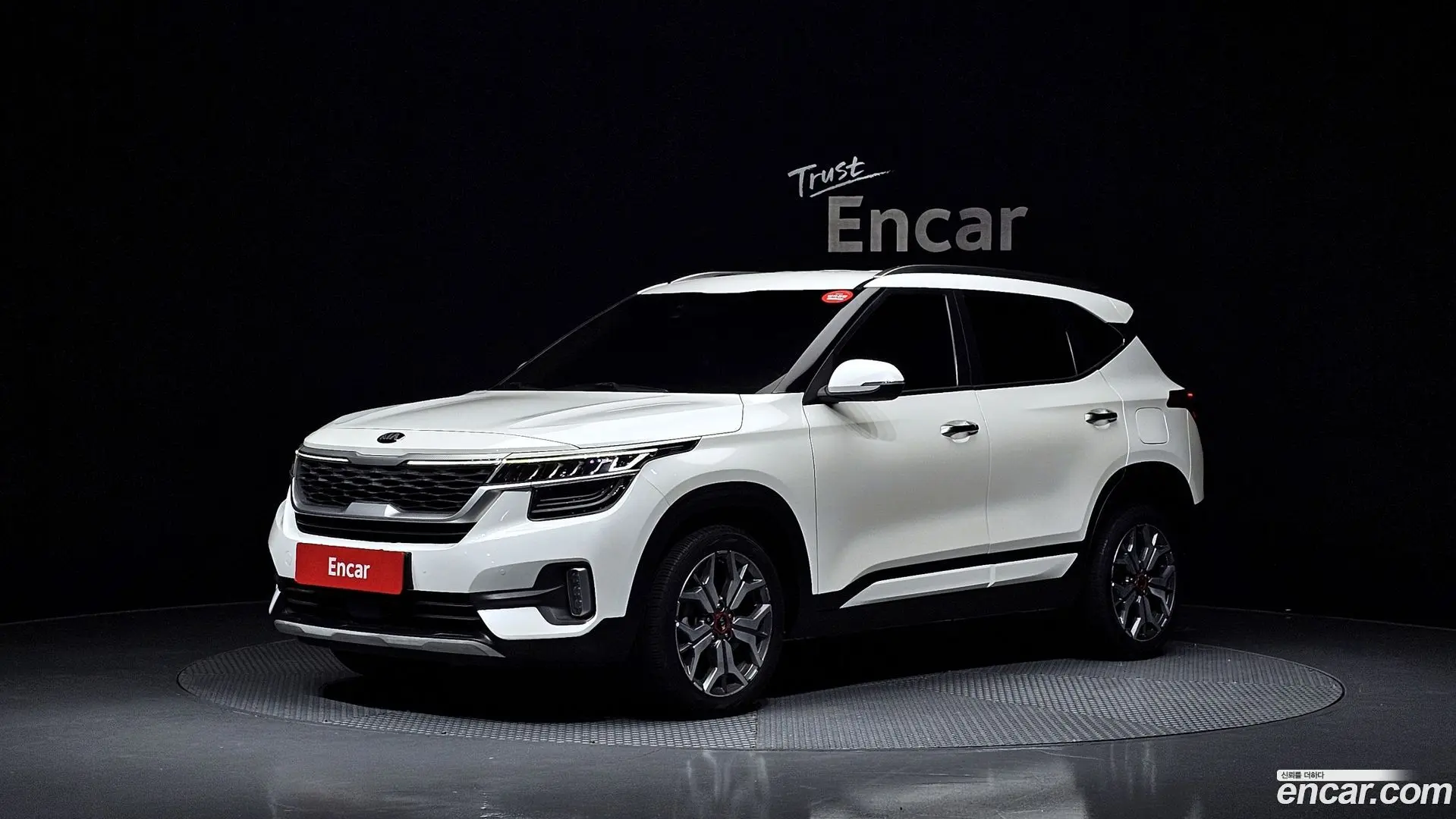 Main__Slider__Photo:Seltos Kia 2019.9-0