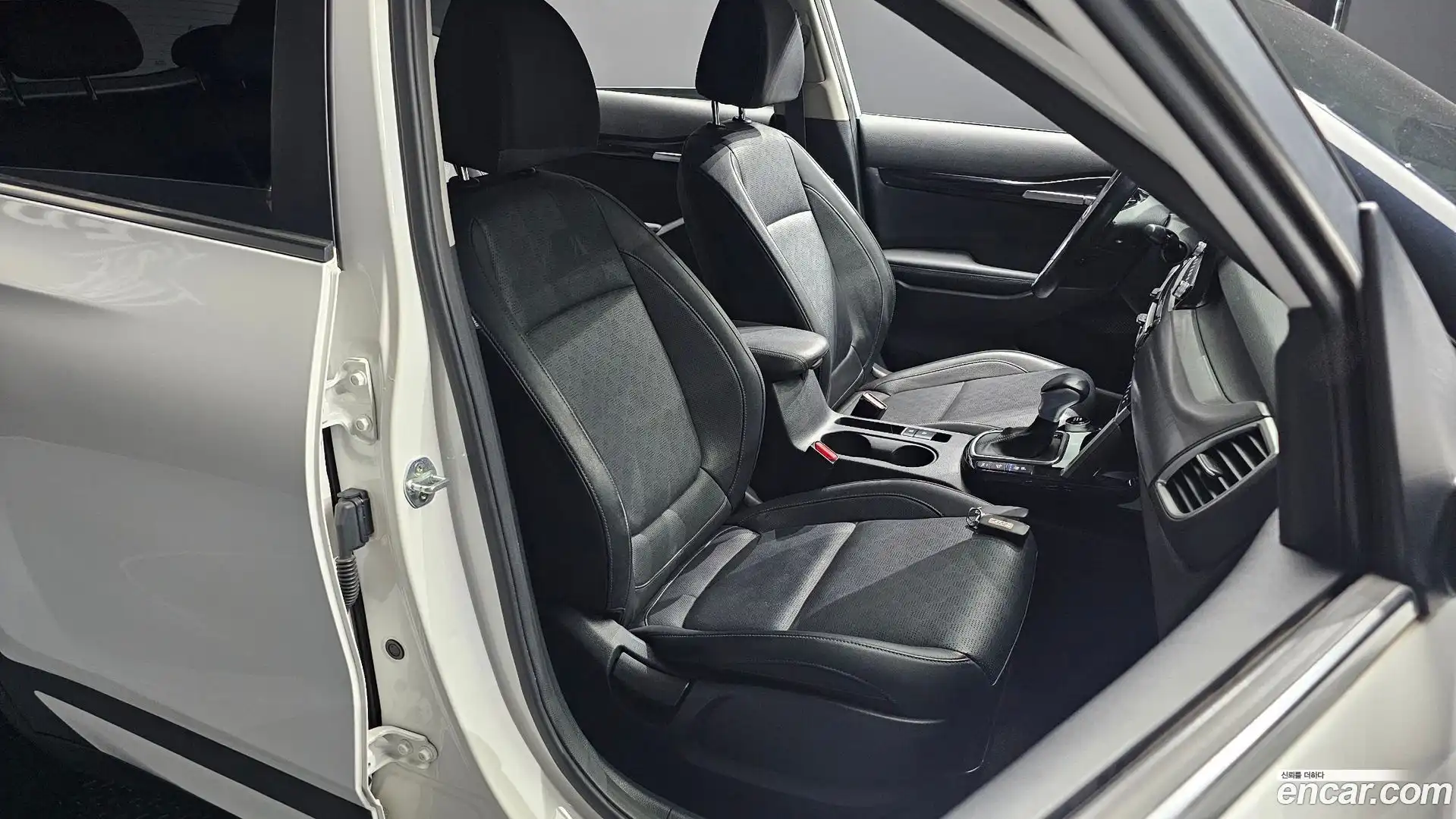 Seltos Kia 2019.9-OPTION-016