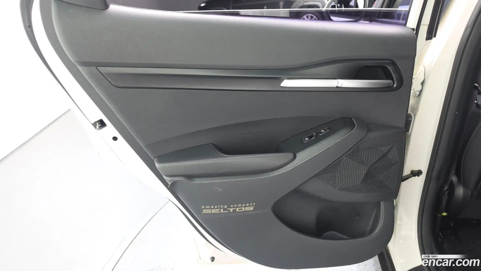 Seltos Kia 2019.8-INNER-035