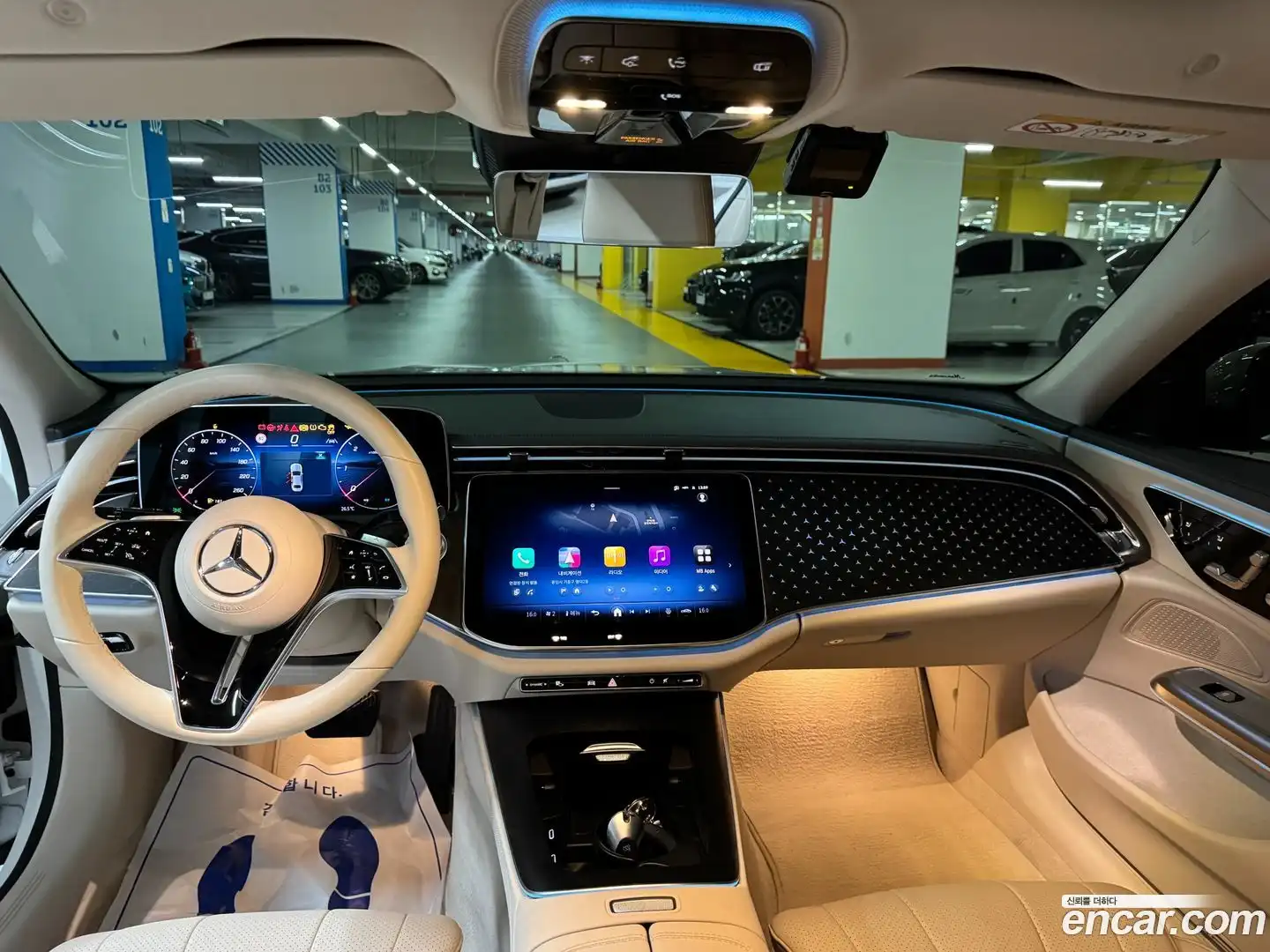 E-Class Mercedes-Benz 2024.4-INNER-007