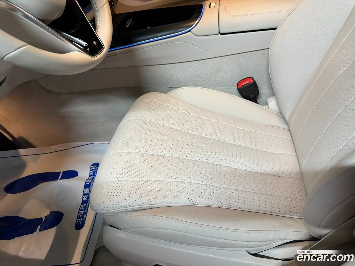 E-Class Mercedes-Benz 2024.4-OPTION-016