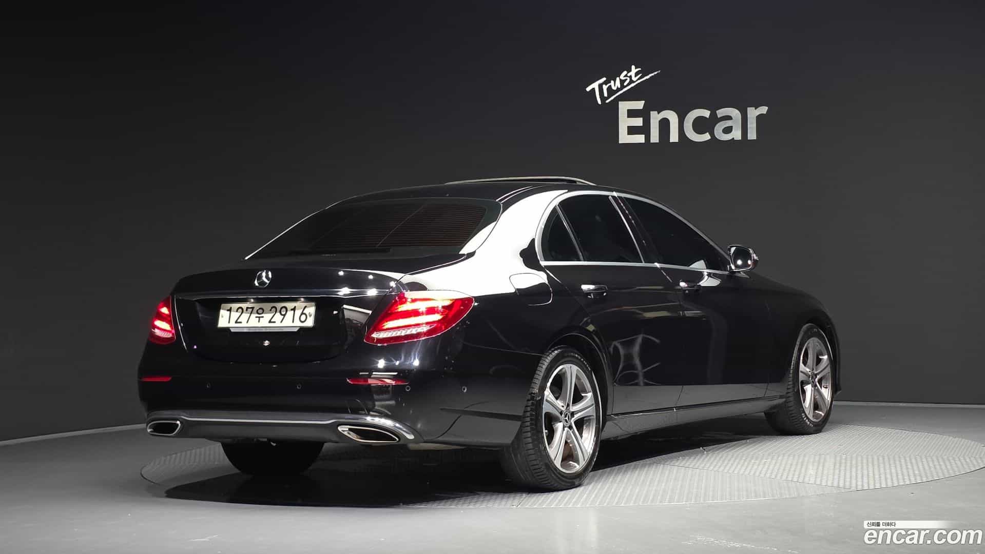 E-Class Mercedes-Benz 2019.0-OUTER-002
