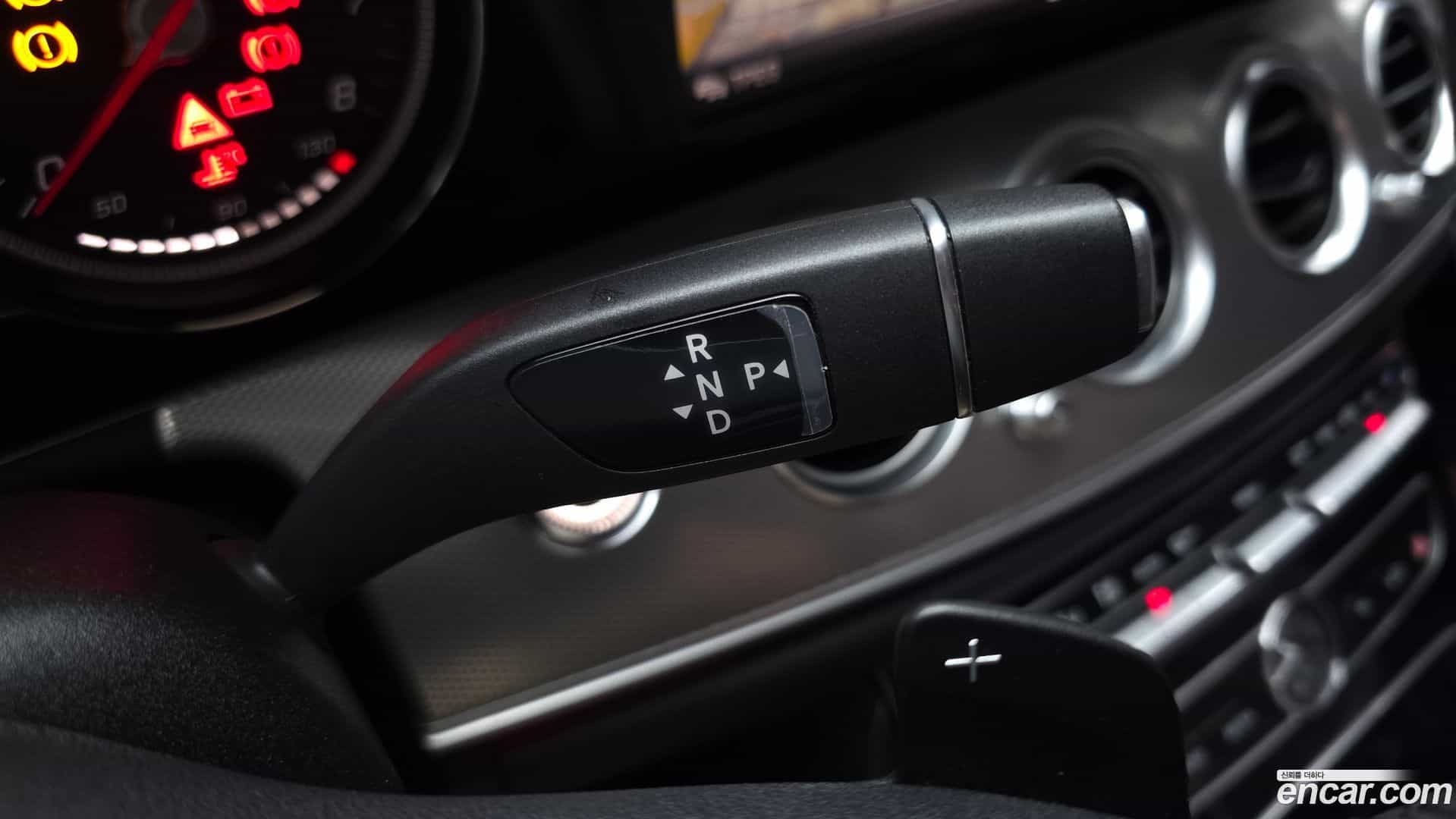 E-Class Mercedes-Benz 2019.0-INNER-009