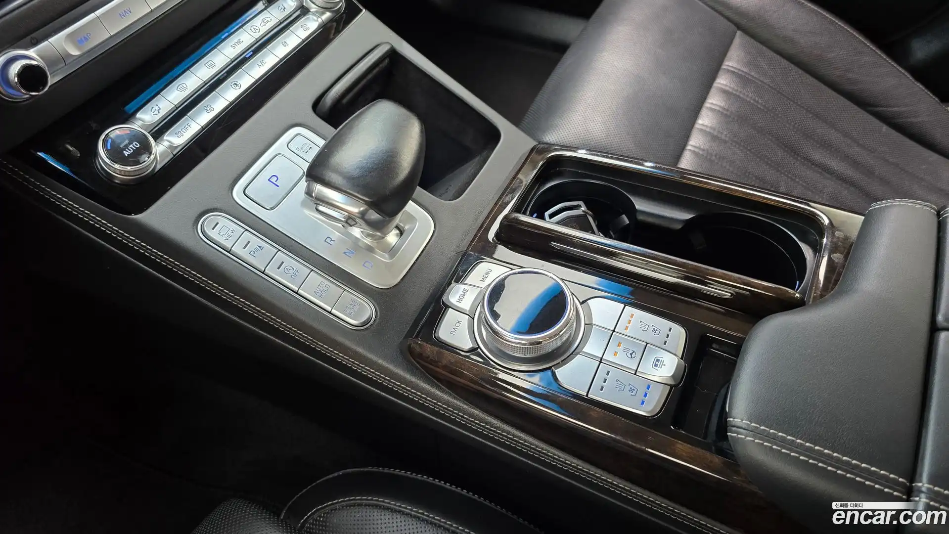 G90 Genesis 2019.7-INNER-009