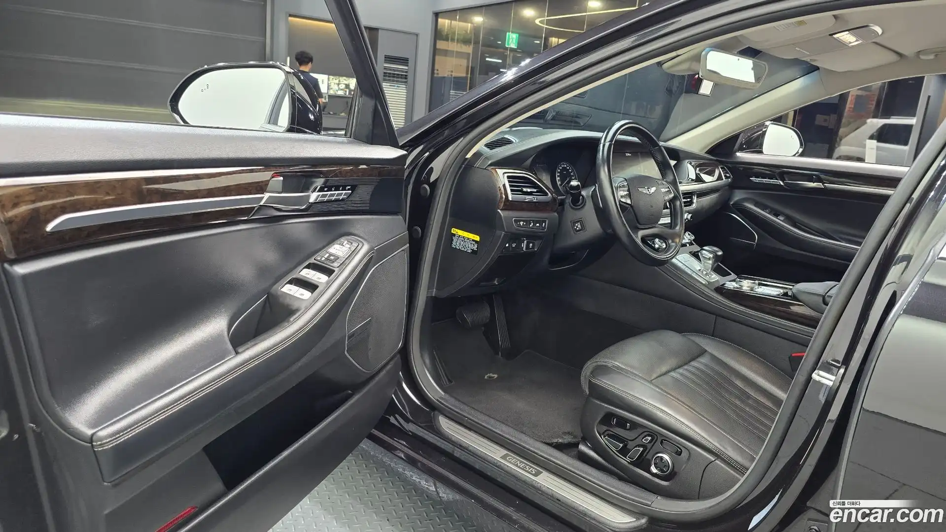 G90 Genesis 2019.7-INNER-010