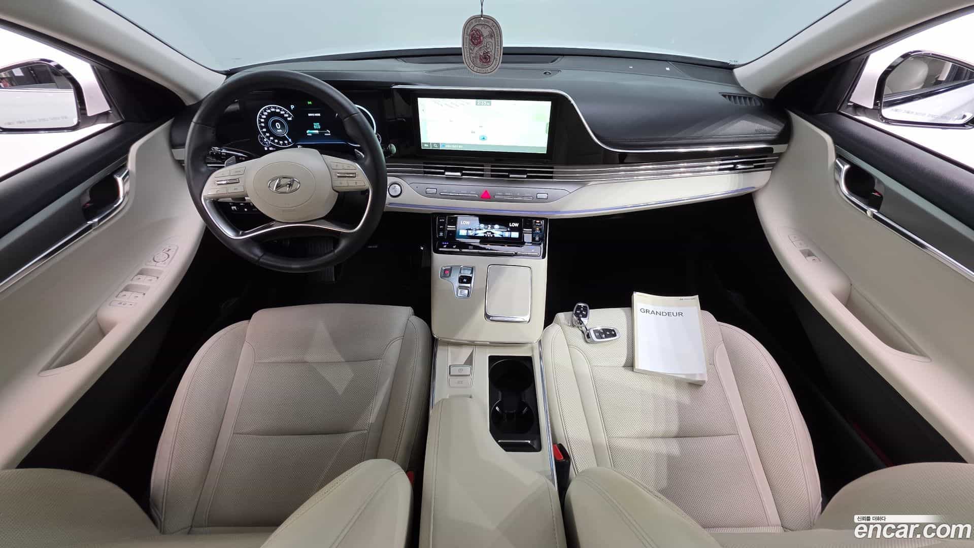 Grandeur Hyundai 2022.2-INNER-007