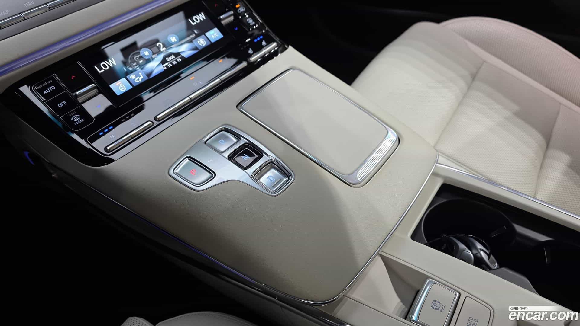Grandeur Hyundai 2022.2-INNER-009