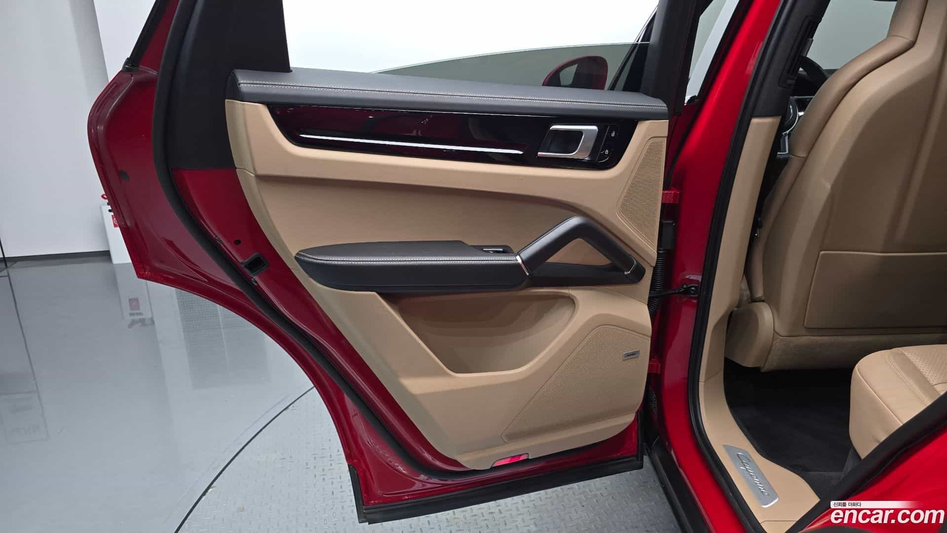 Cayenne Porsche 2021.2-INNER-035