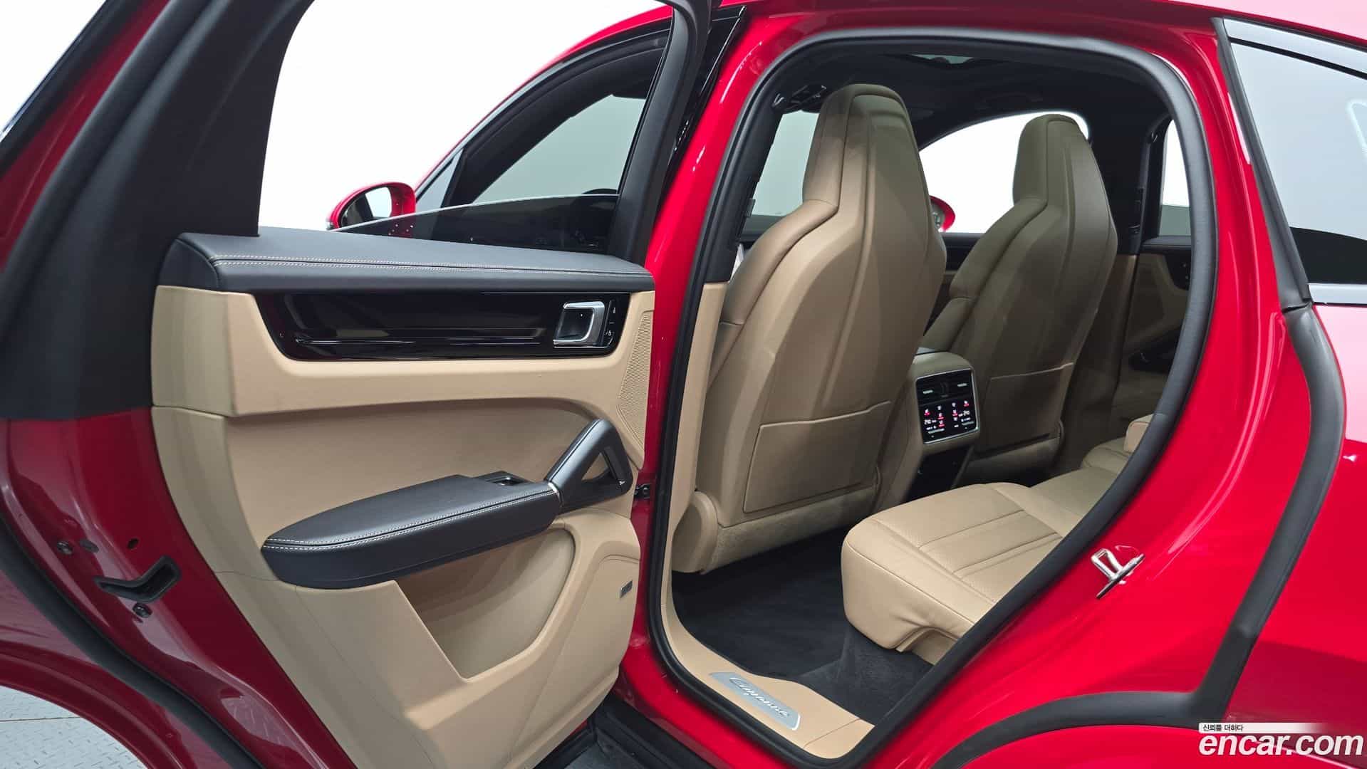 Cayenne Porsche 2021.2-INNER-036