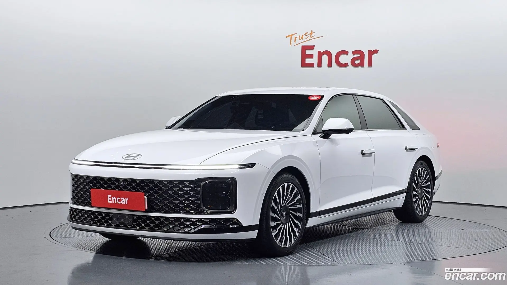 Main__Slider__Photo:Grandeur Hyundai 2024.0-0
