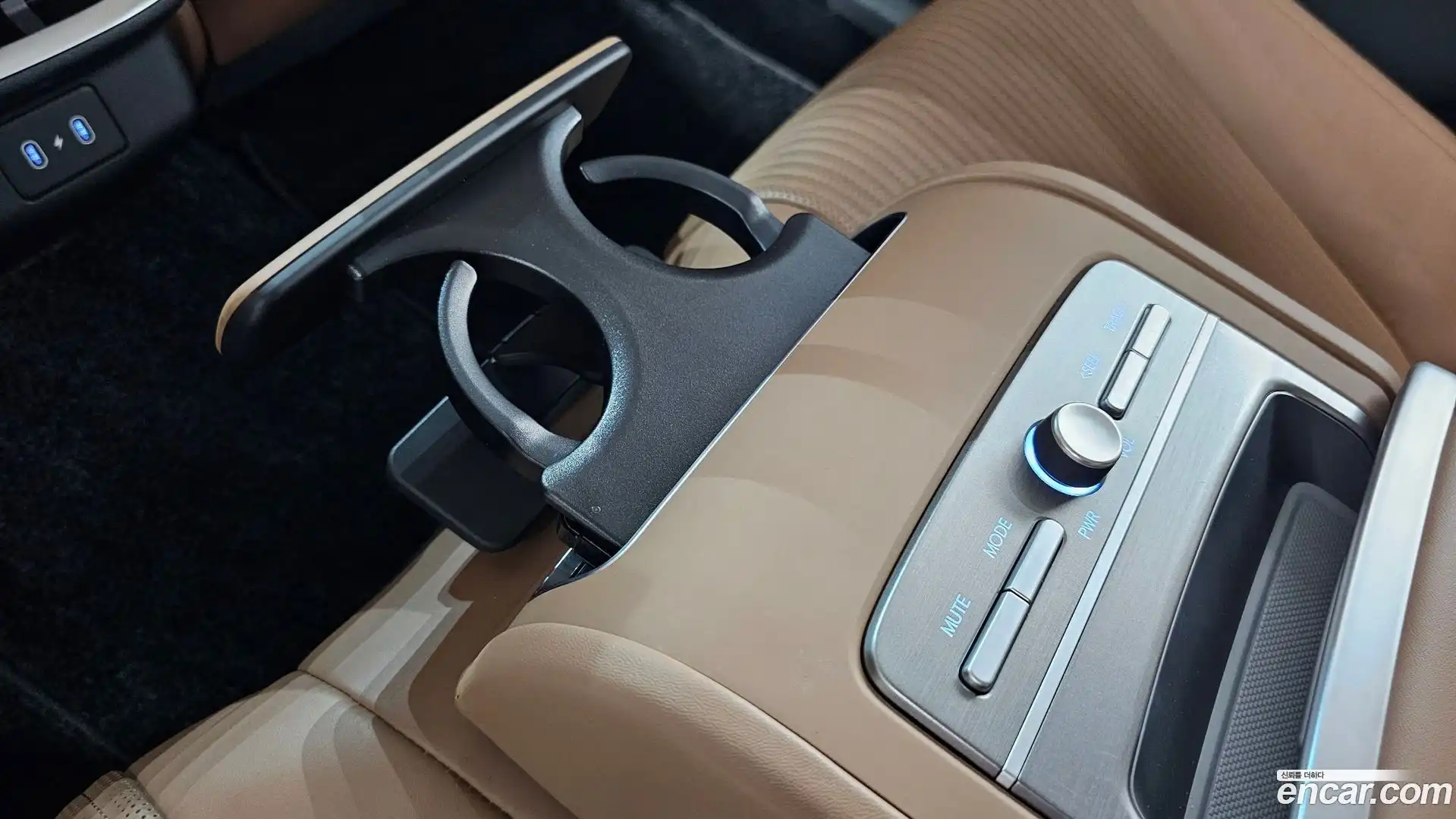 Grandeur Hyundai 2024.0-OPTION-045