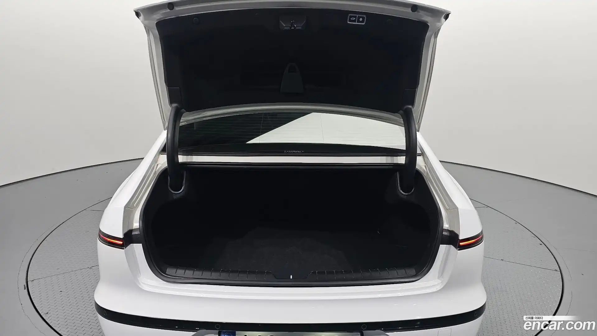 Grandeur Hyundai 2024.0-OPTION-046