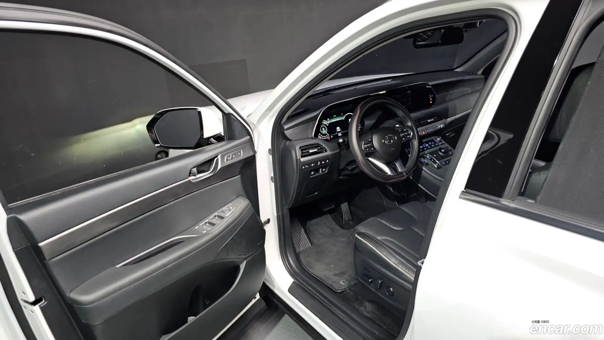 Palisade Hyundai 2022.2-INNER-010
