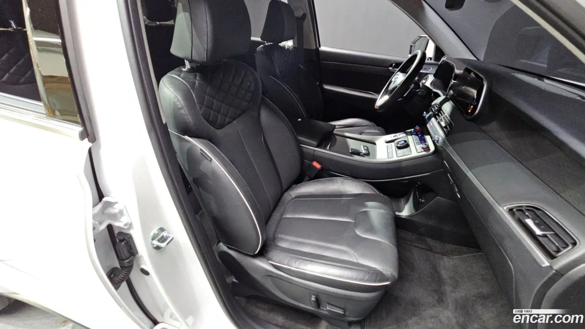 Palisade Hyundai 2022.2-INNER-036