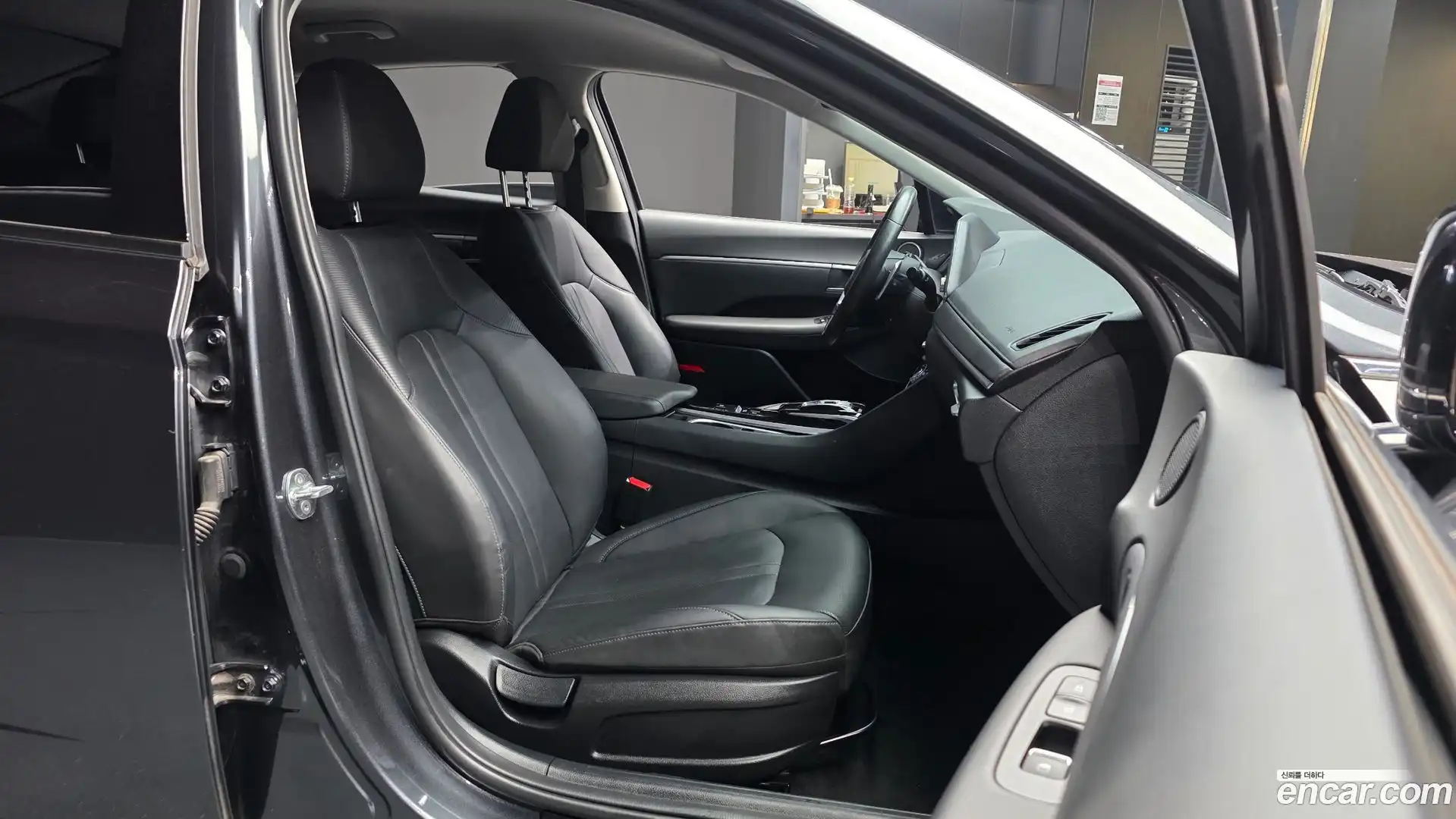 Sonata Hyundai 2022.6-OPTION-015