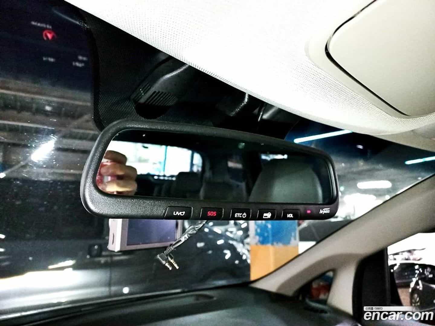 Canival Kia 2019.6-OPTION-016