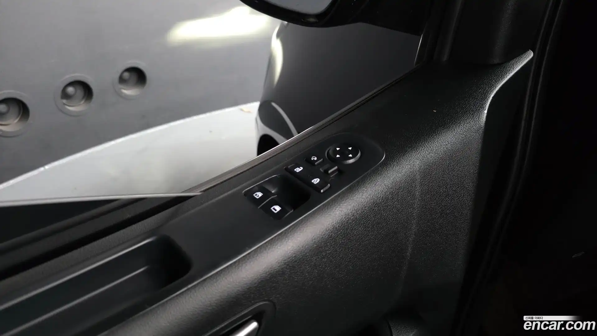 Staria Hyundai 2021.4-OPTION-050