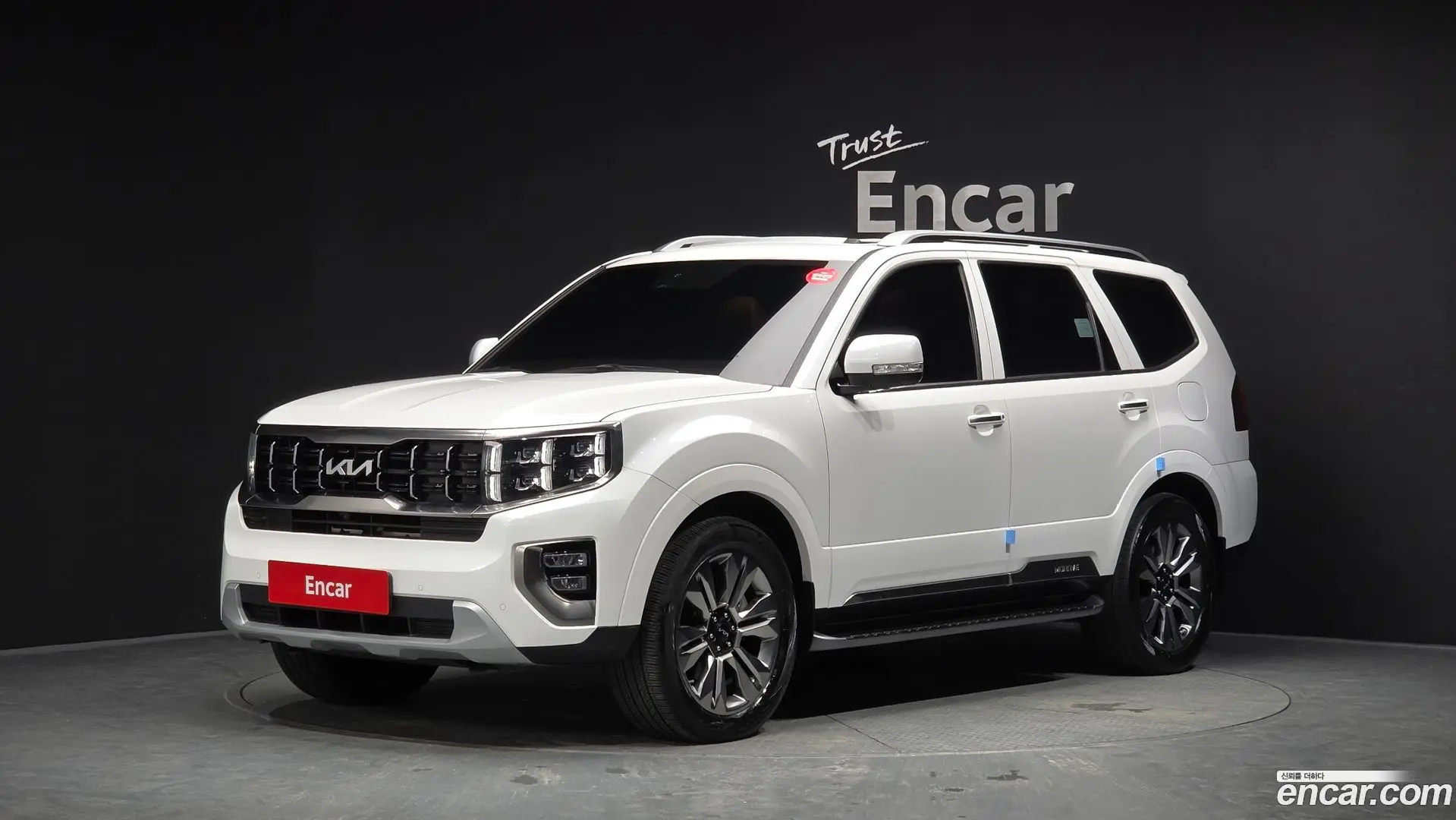 Main__Slider__Photo:Mohave Kia 2023.6-0