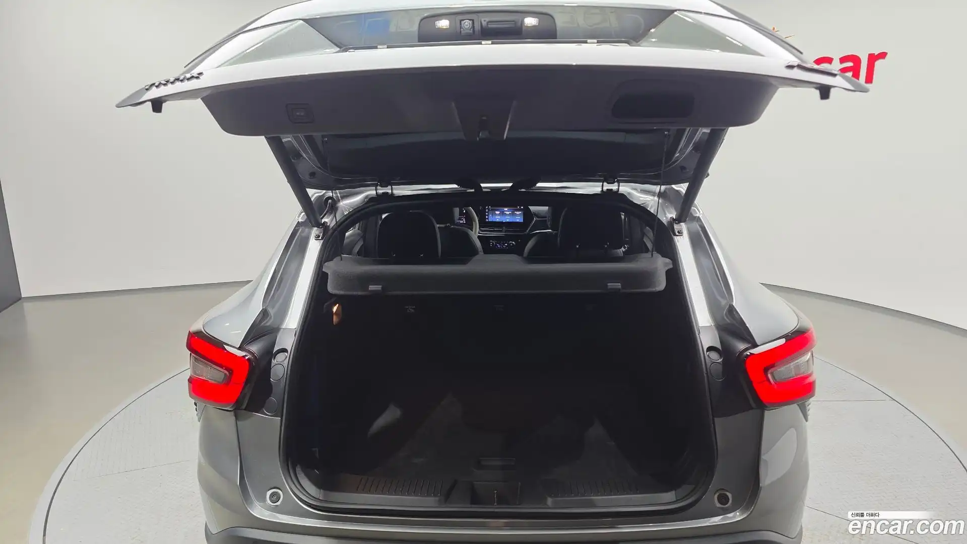 Trax Chevrolet 2023.9-OPTION-040
