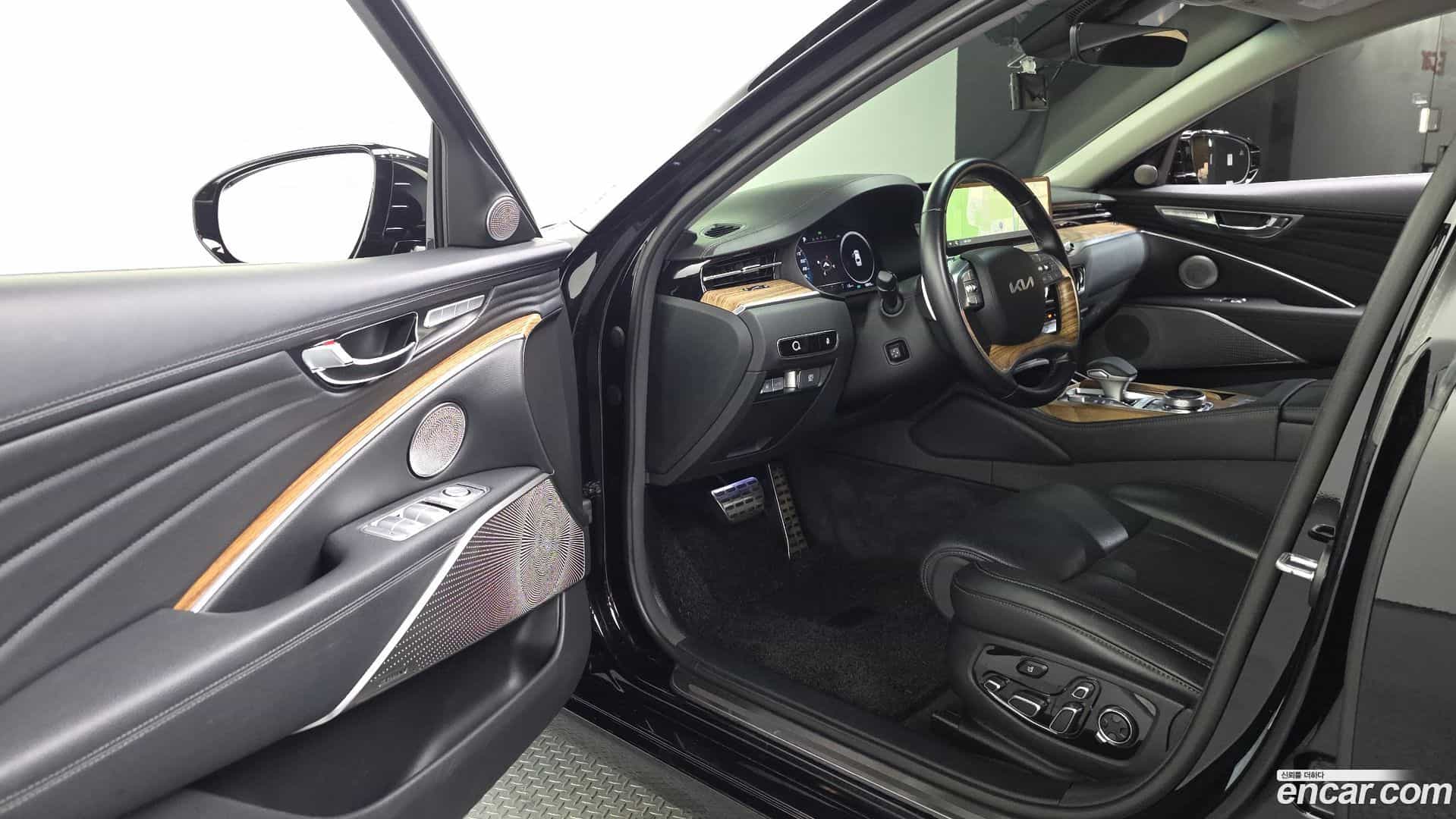 K9 Kia 2023.1-INNER-010