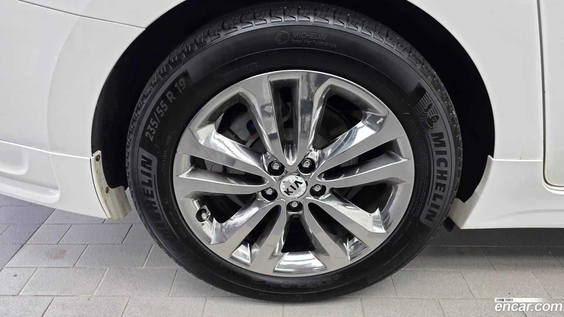 Canival Kia 2017.8-OUTER-005