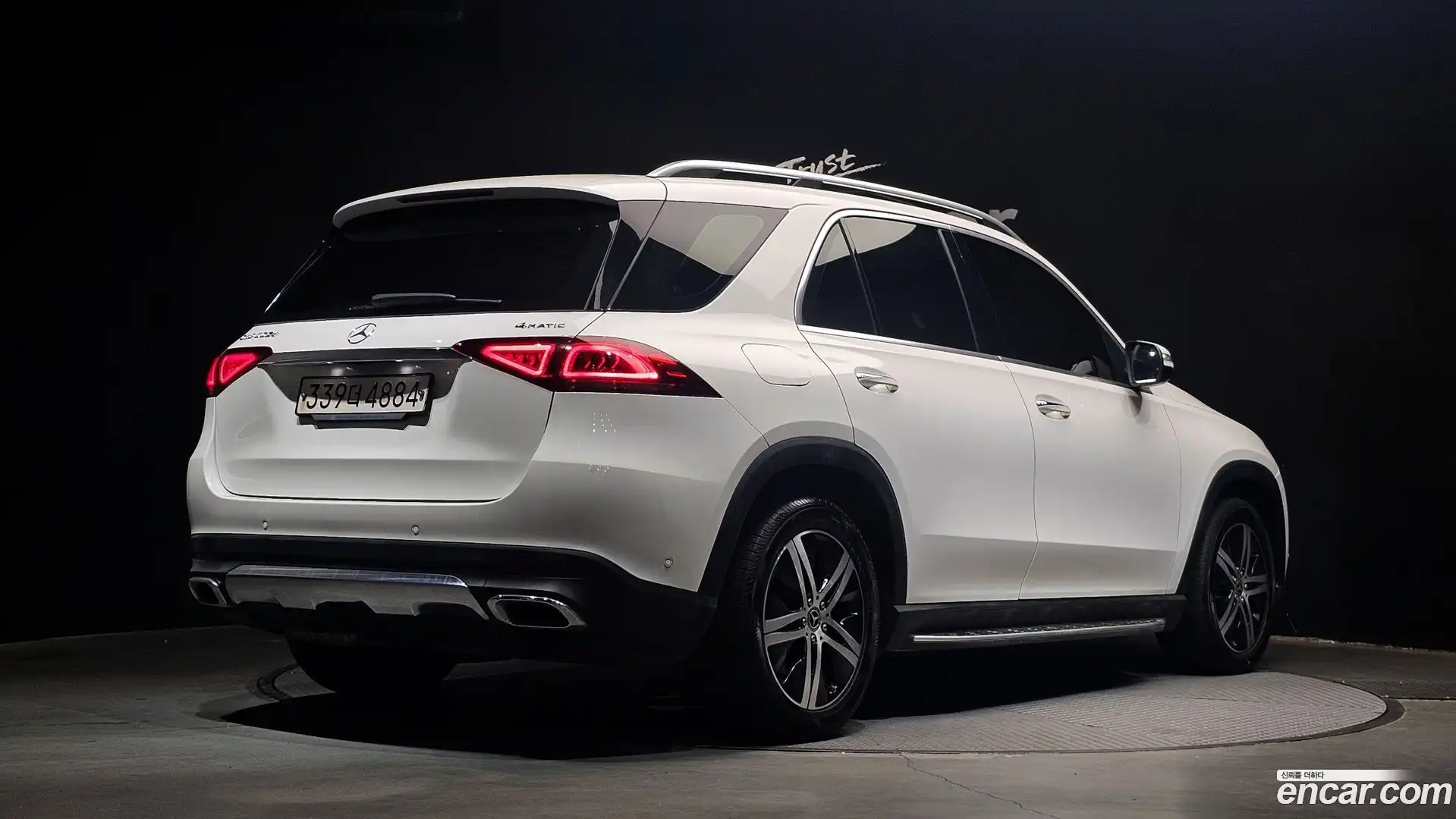 GLE-Class Mercedes-Benz 2020.7-OUTER-002