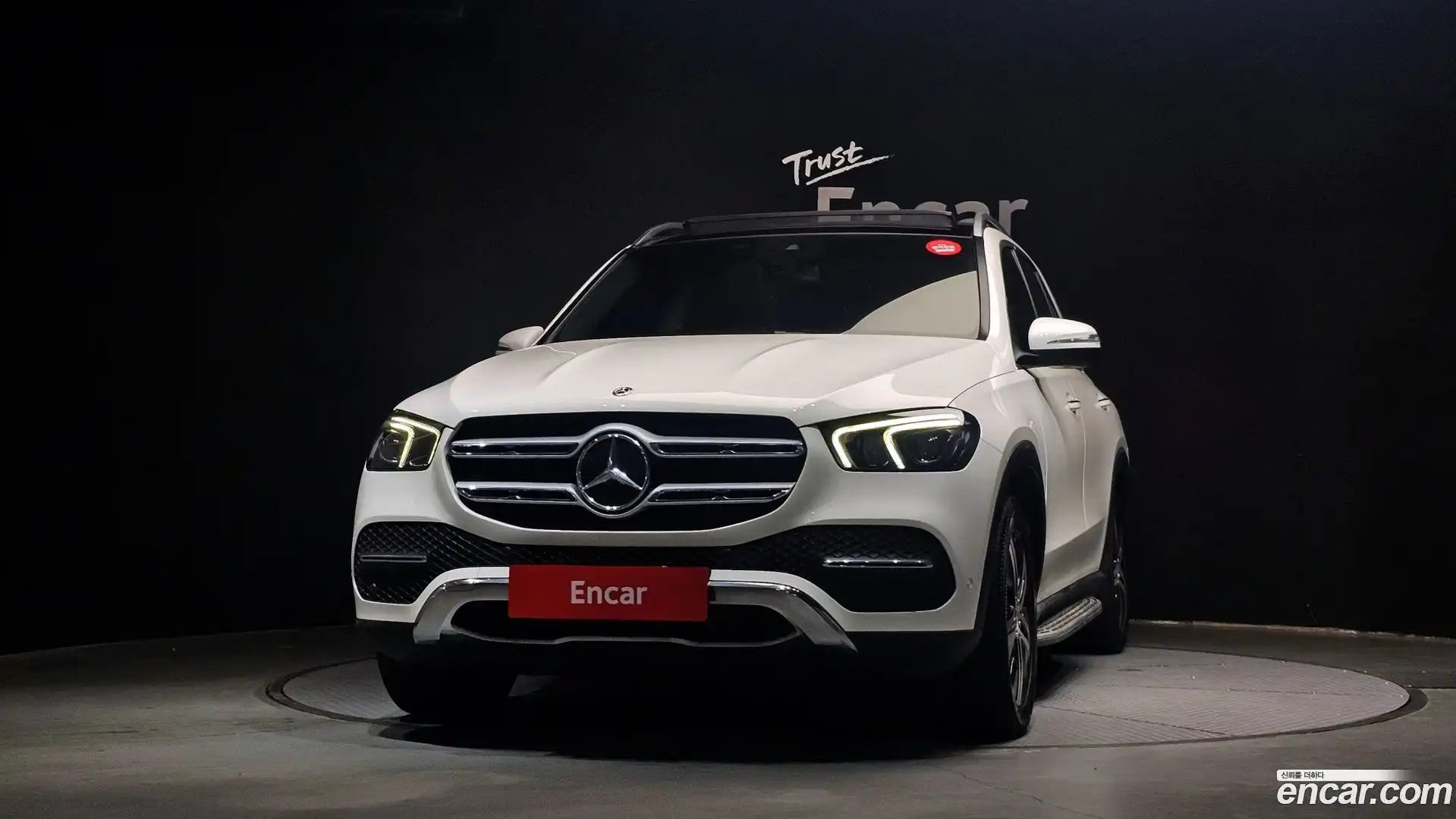 GLE-Class Mercedes-Benz 2020.7-OUTER-003