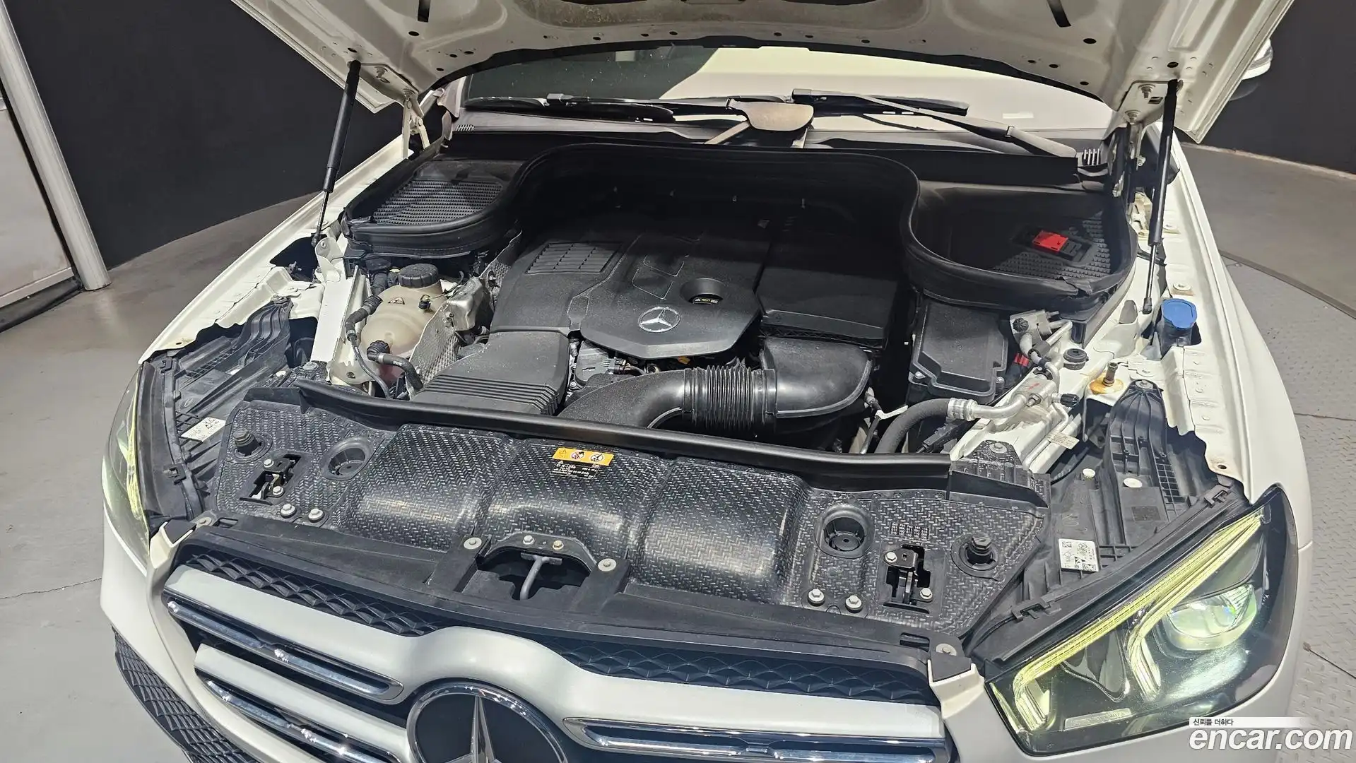 GLE-Class Mercedes-Benz 2020.7-OUTER-006
