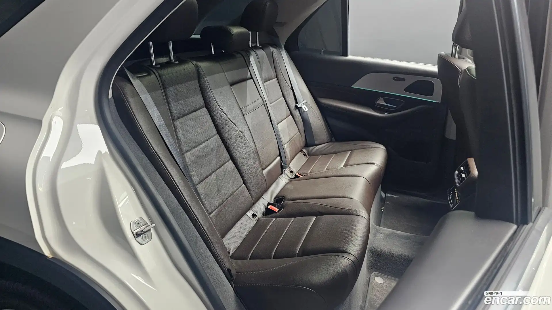 GLE-Class Mercedes-Benz 2020.7-OPTION-015