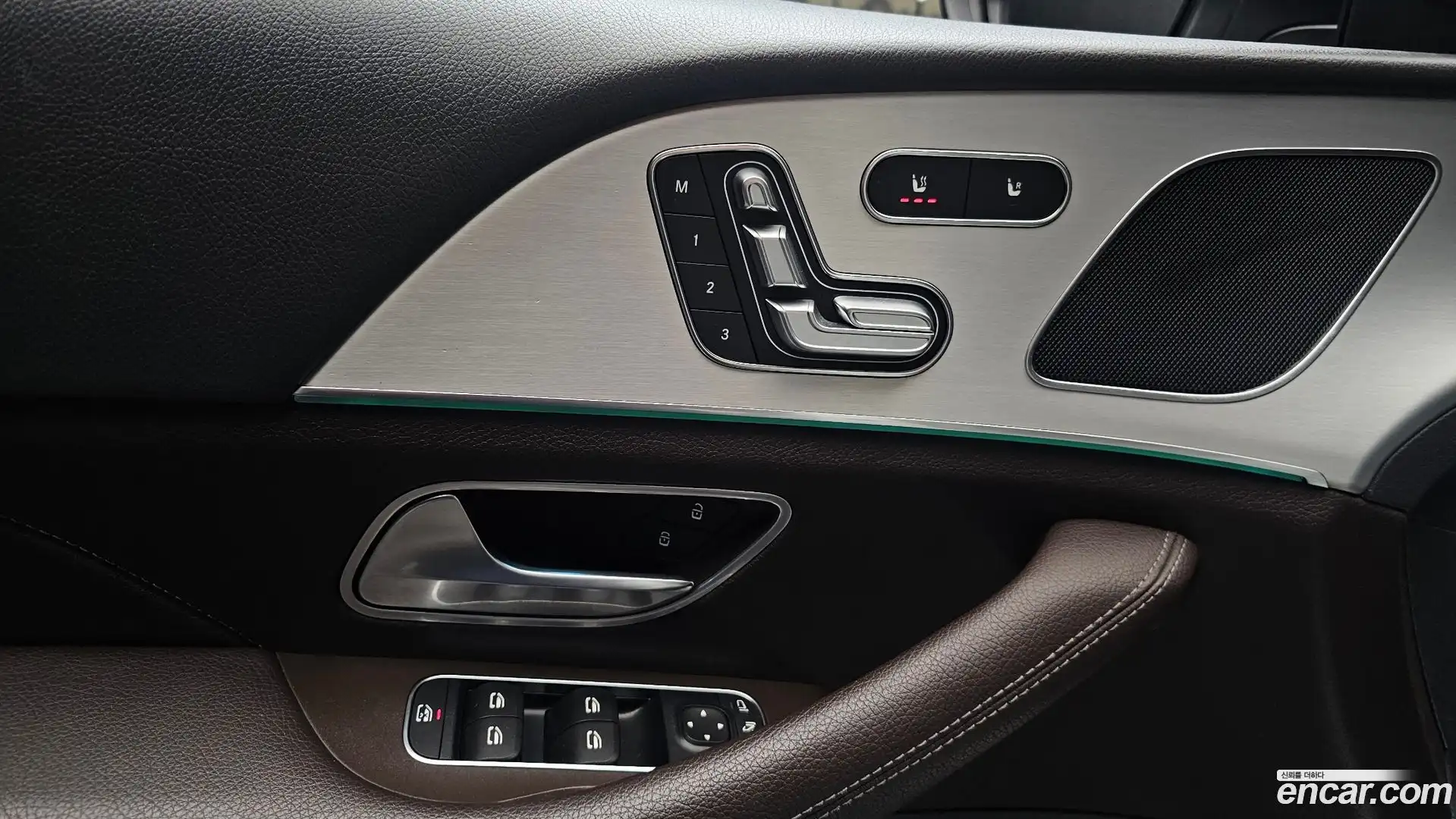 GLE-Class Mercedes-Benz 2020.7-OPTION-024