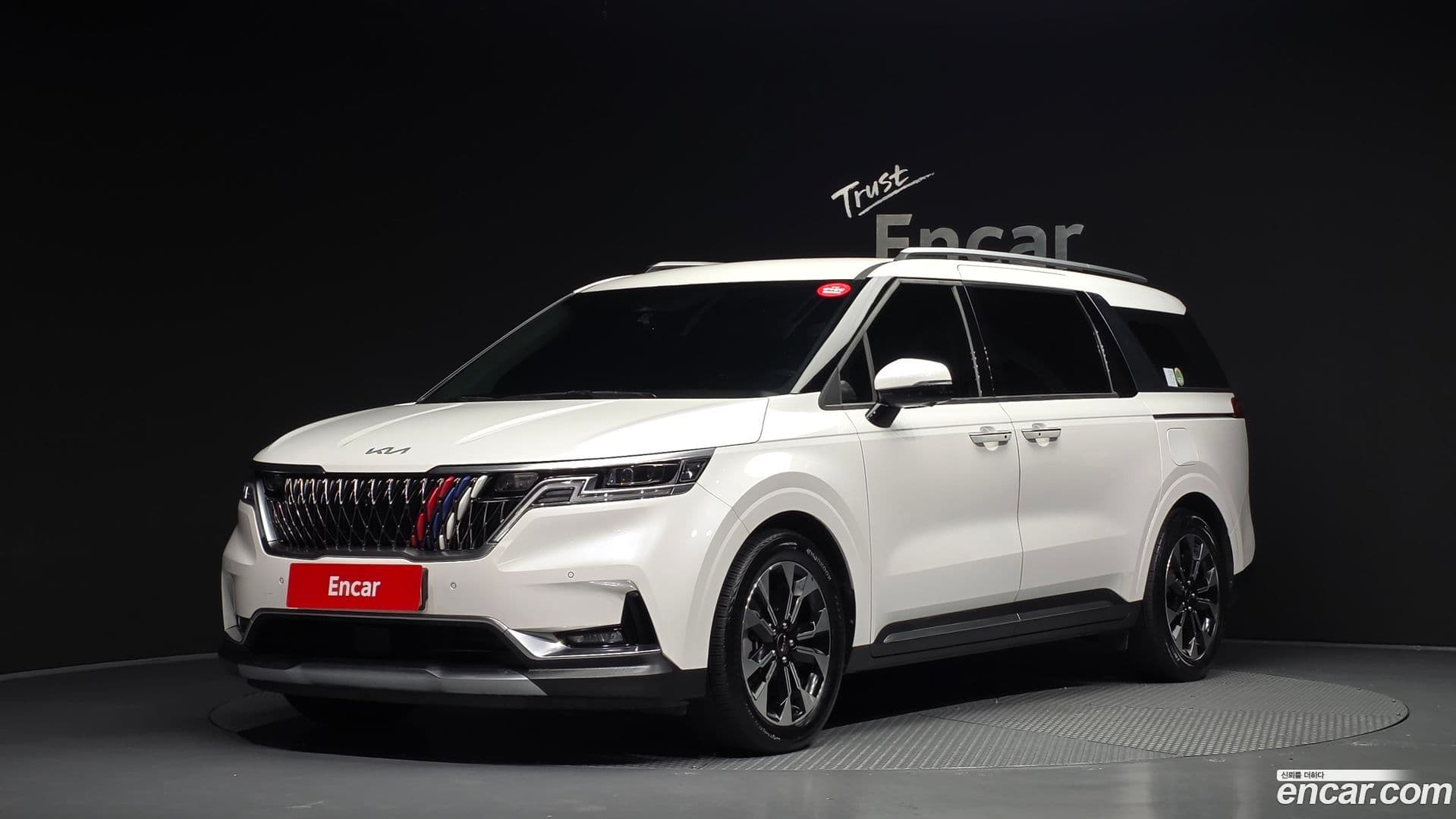 Main__Slider__Photo:Canival Kia 2021.2-0