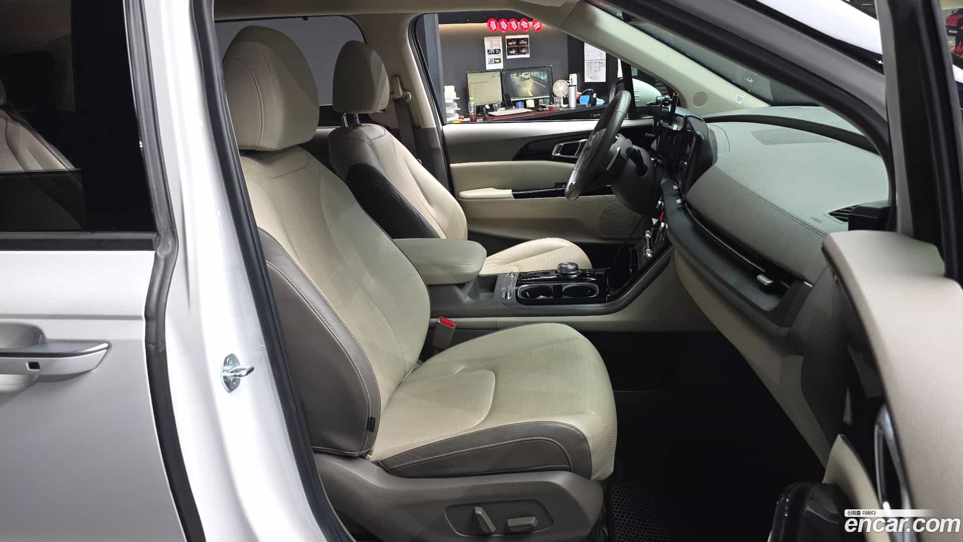 Canival Kia 2021.2-OPTION-015