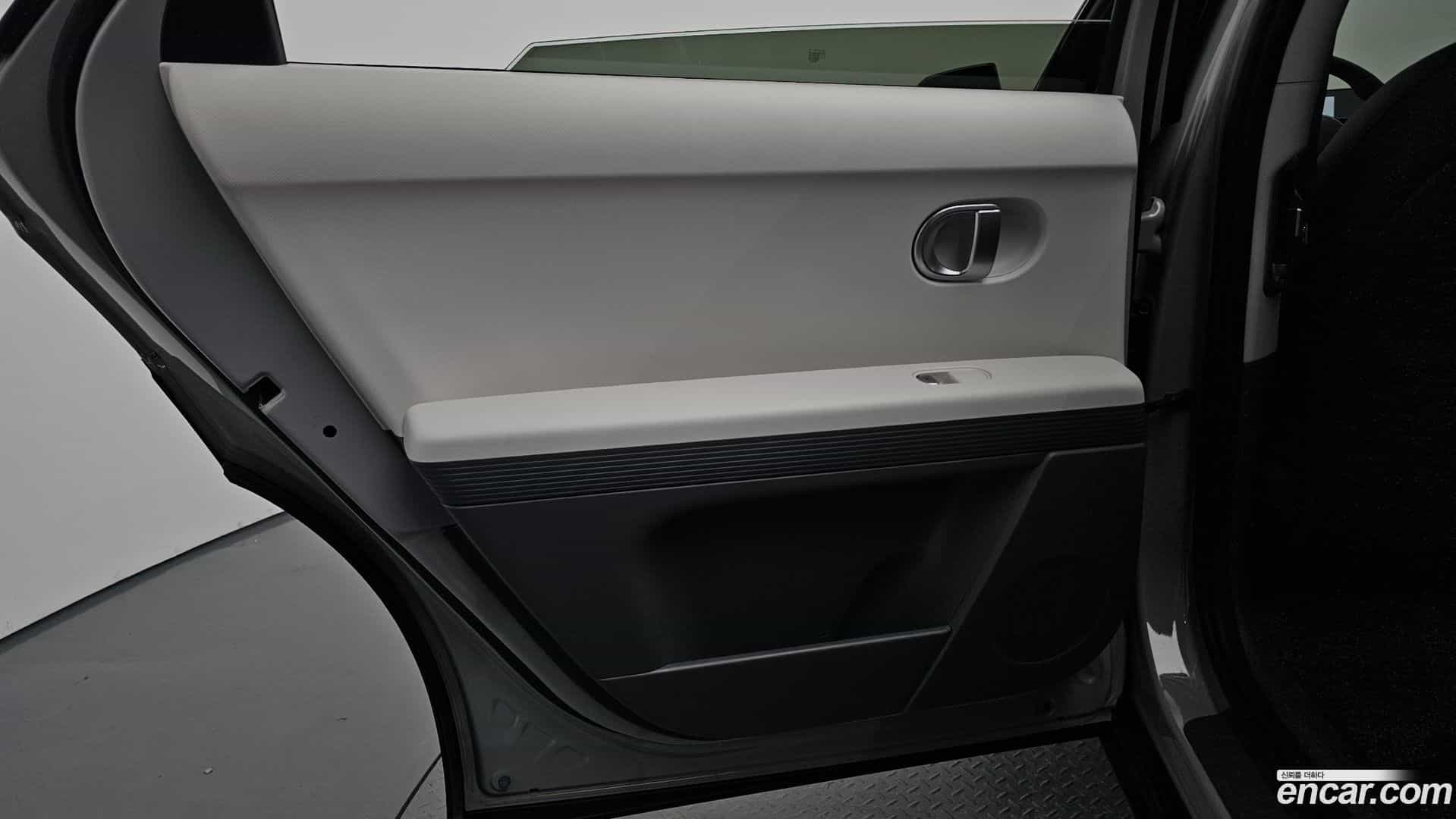Ioniq5 Hyundai 2022.8-INNER-035