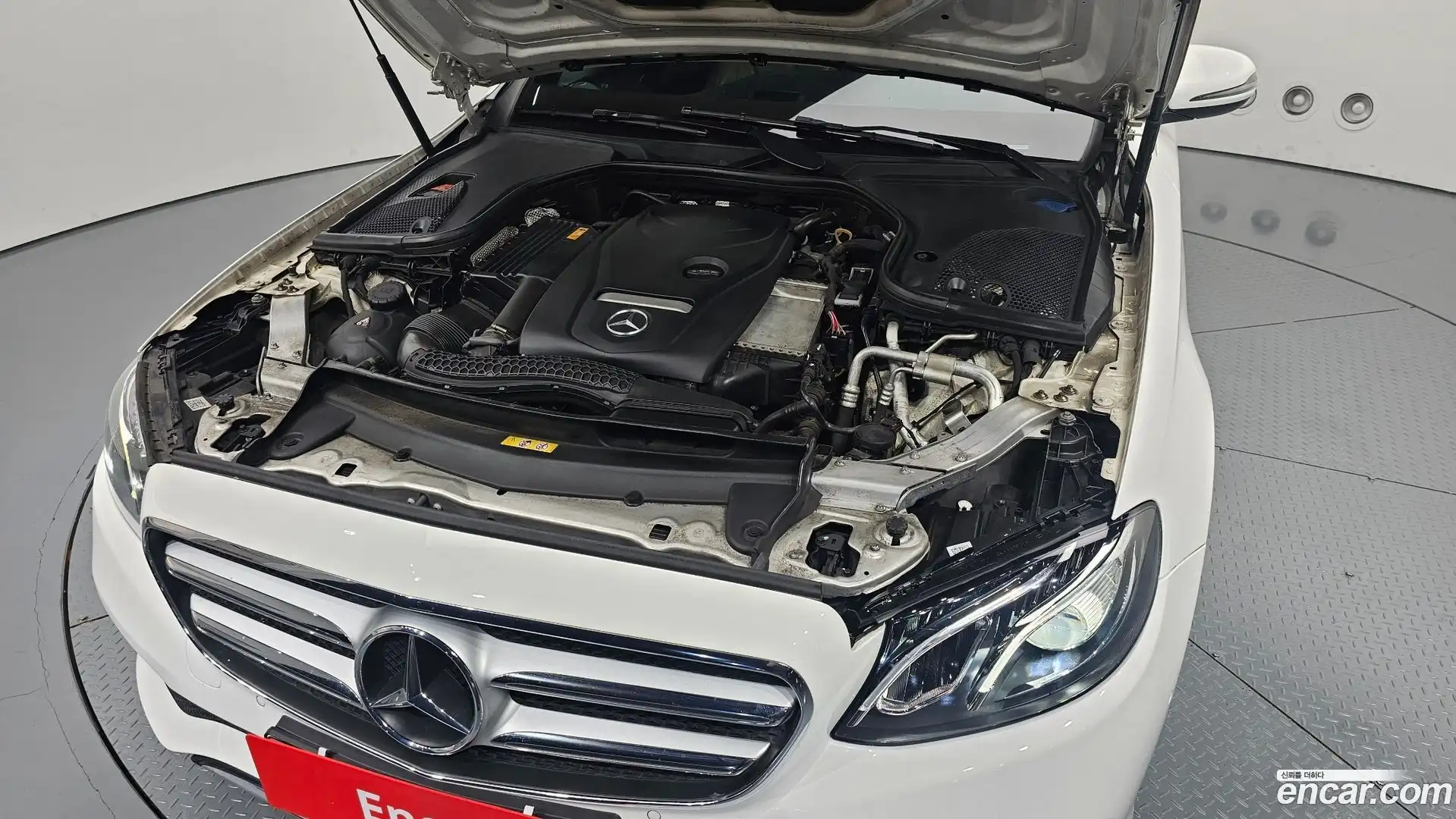 E-Class Mercedes-Benz 2018.10-OUTER-006