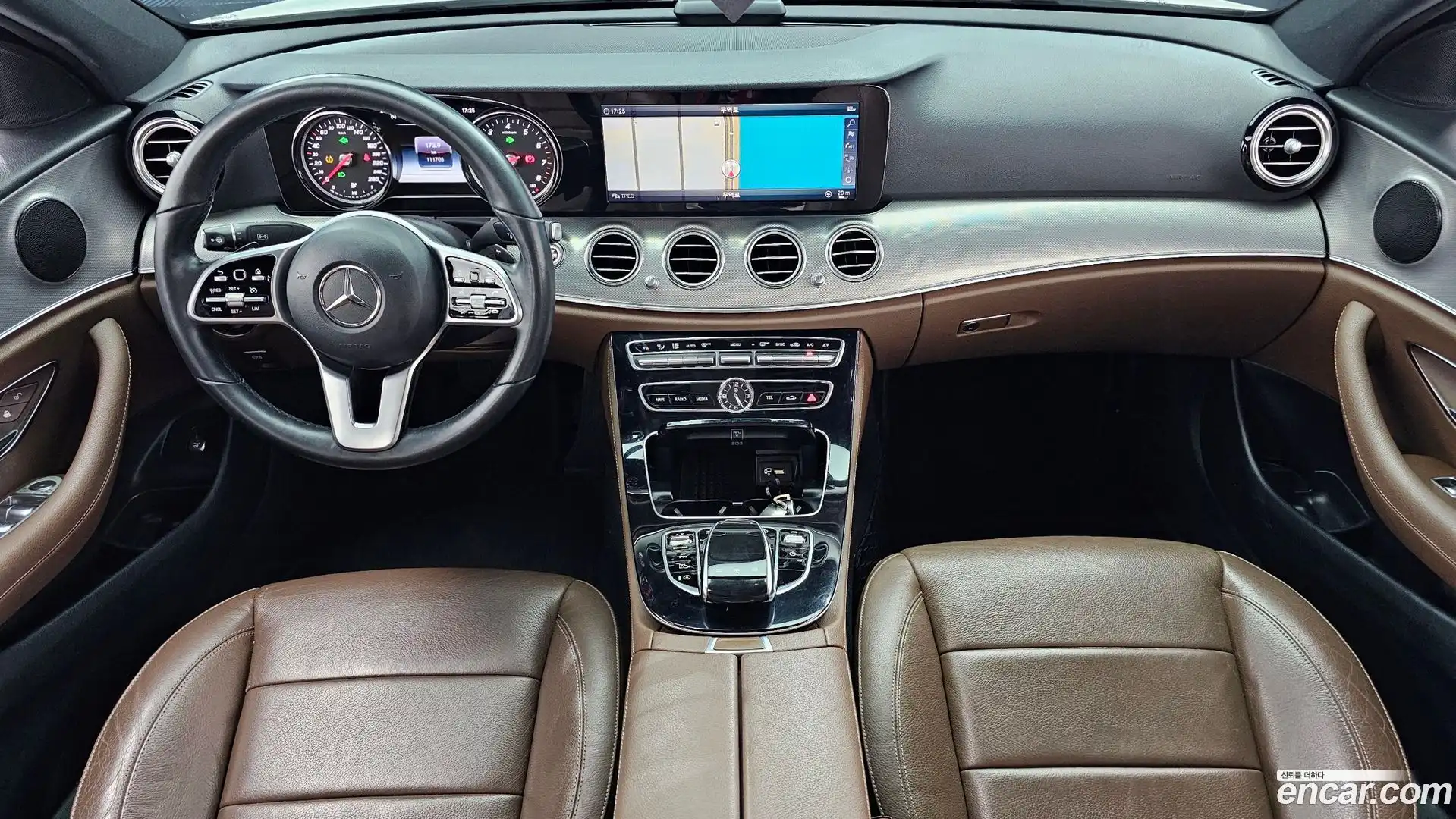 E-Class Mercedes-Benz 2018.10-INNER-007