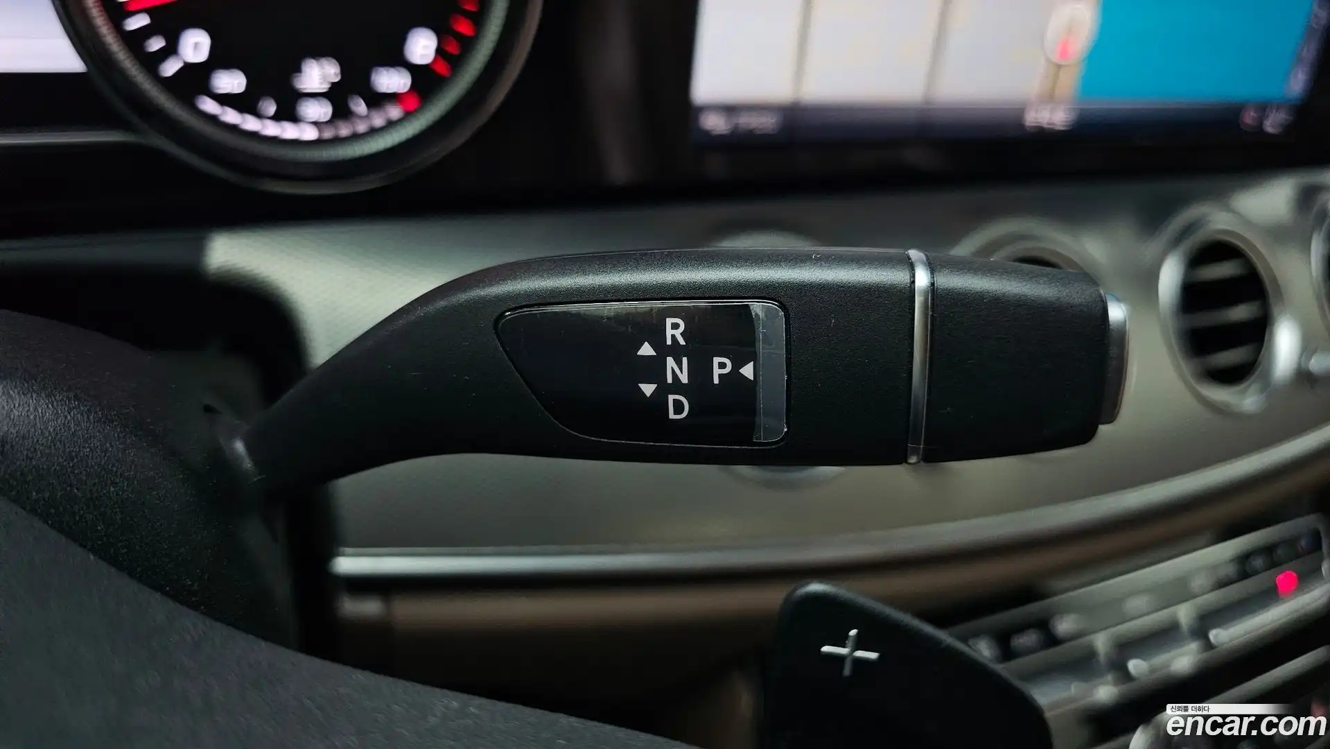 E-Class Mercedes-Benz 2018.10-INNER-009