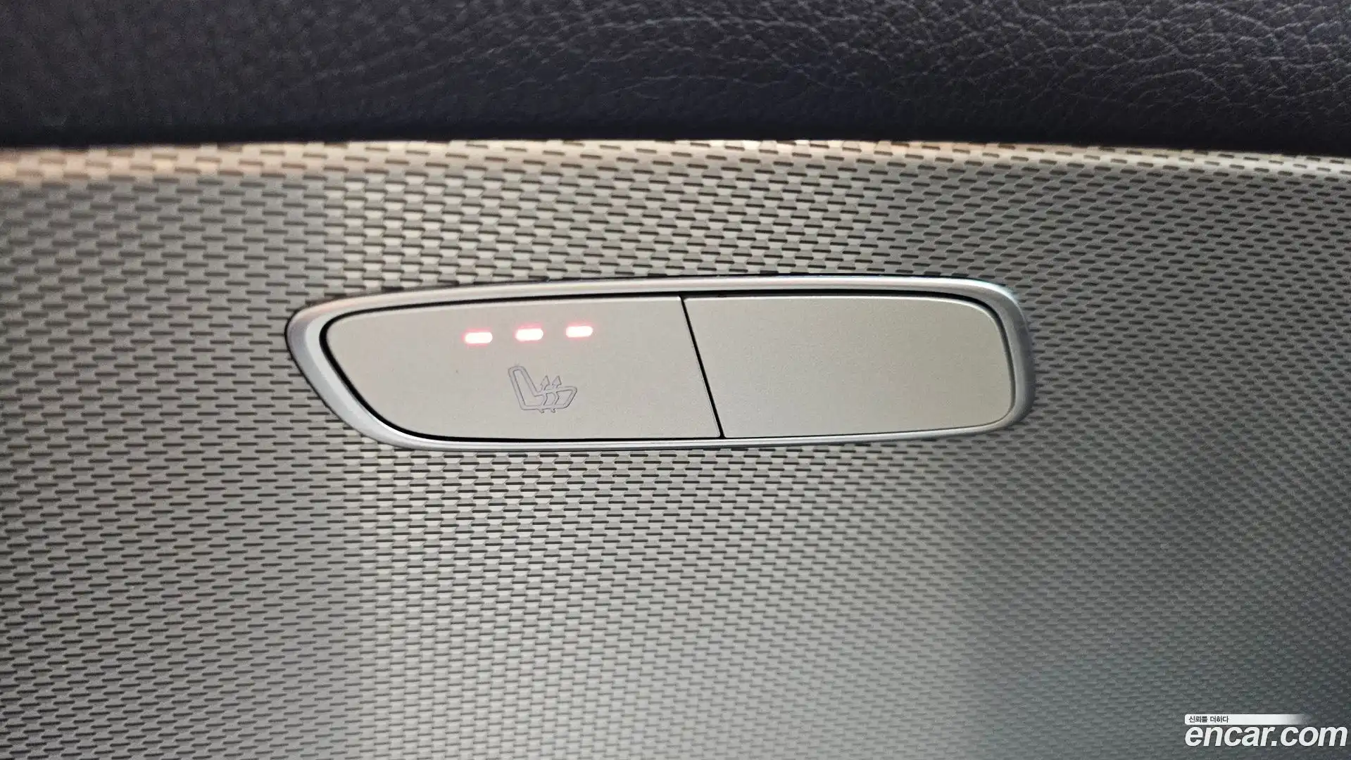E-Class Mercedes-Benz 2018.10-OPTION-022